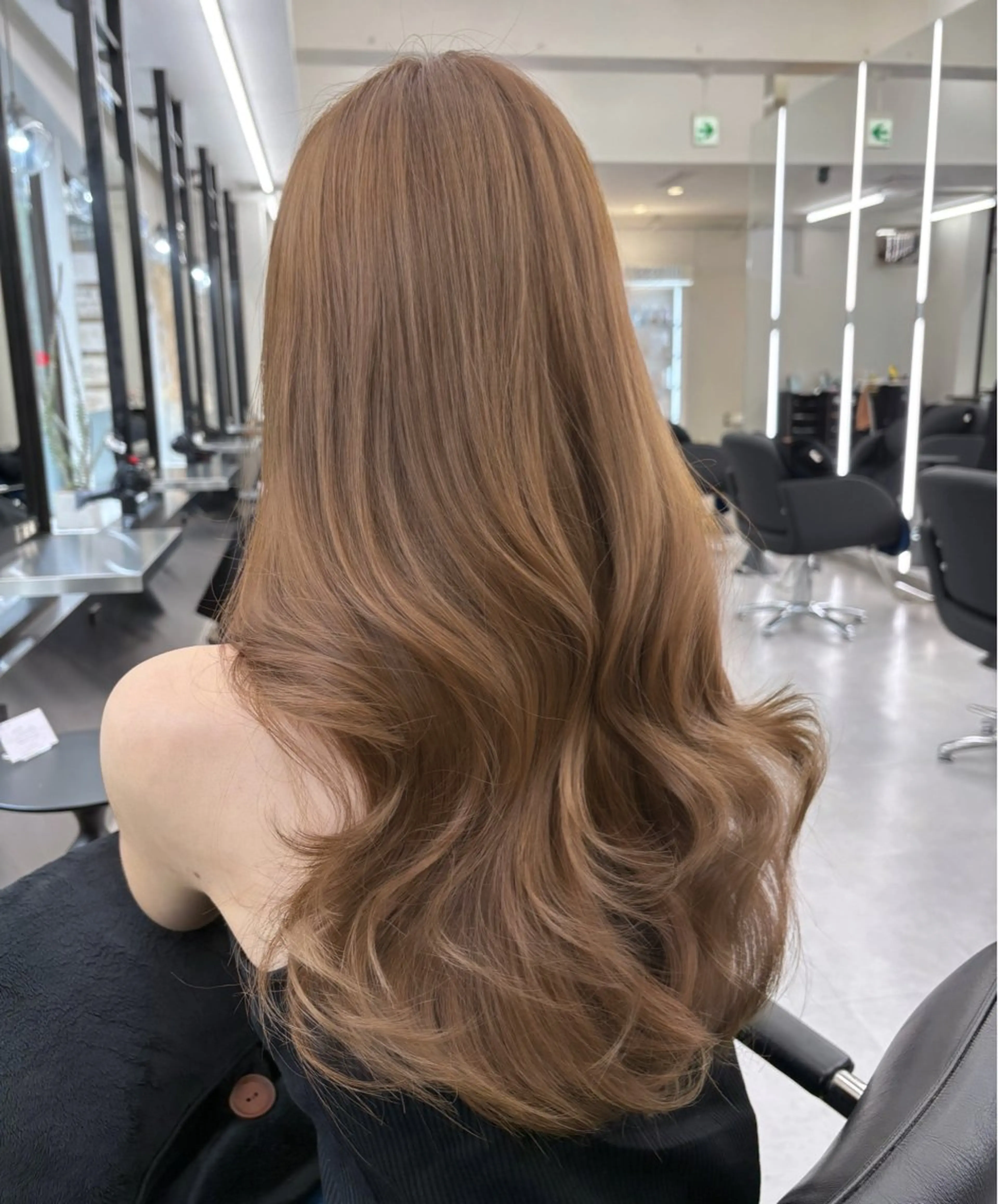ロング カラー カット ヘアカラー 心斎橋/レイヤー ベージュ／白川のヘアスタイル