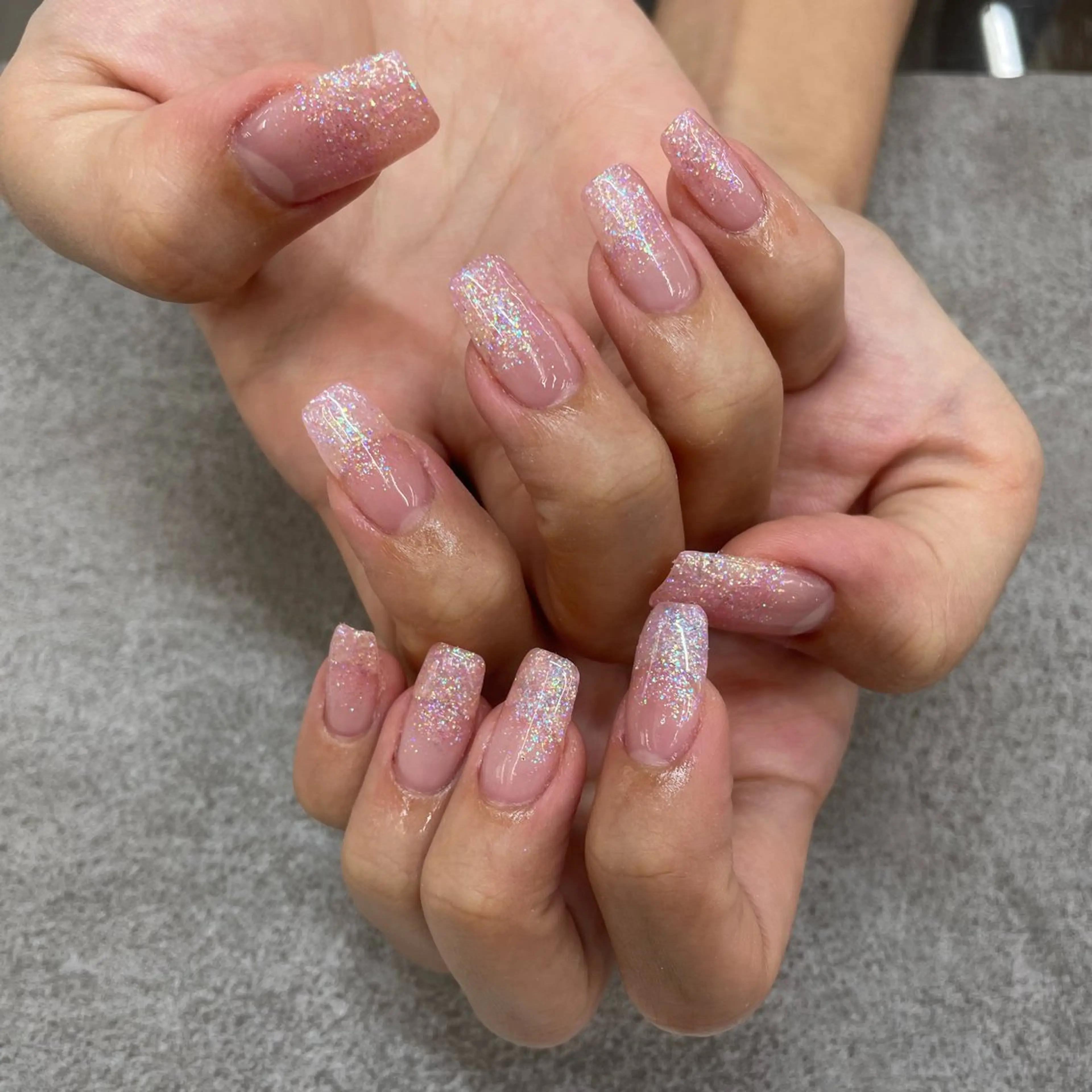 ネイル グラデーション ラメ(グリッター) ラメグラデーション MAXKELLY ANNAのネイルデザイン
