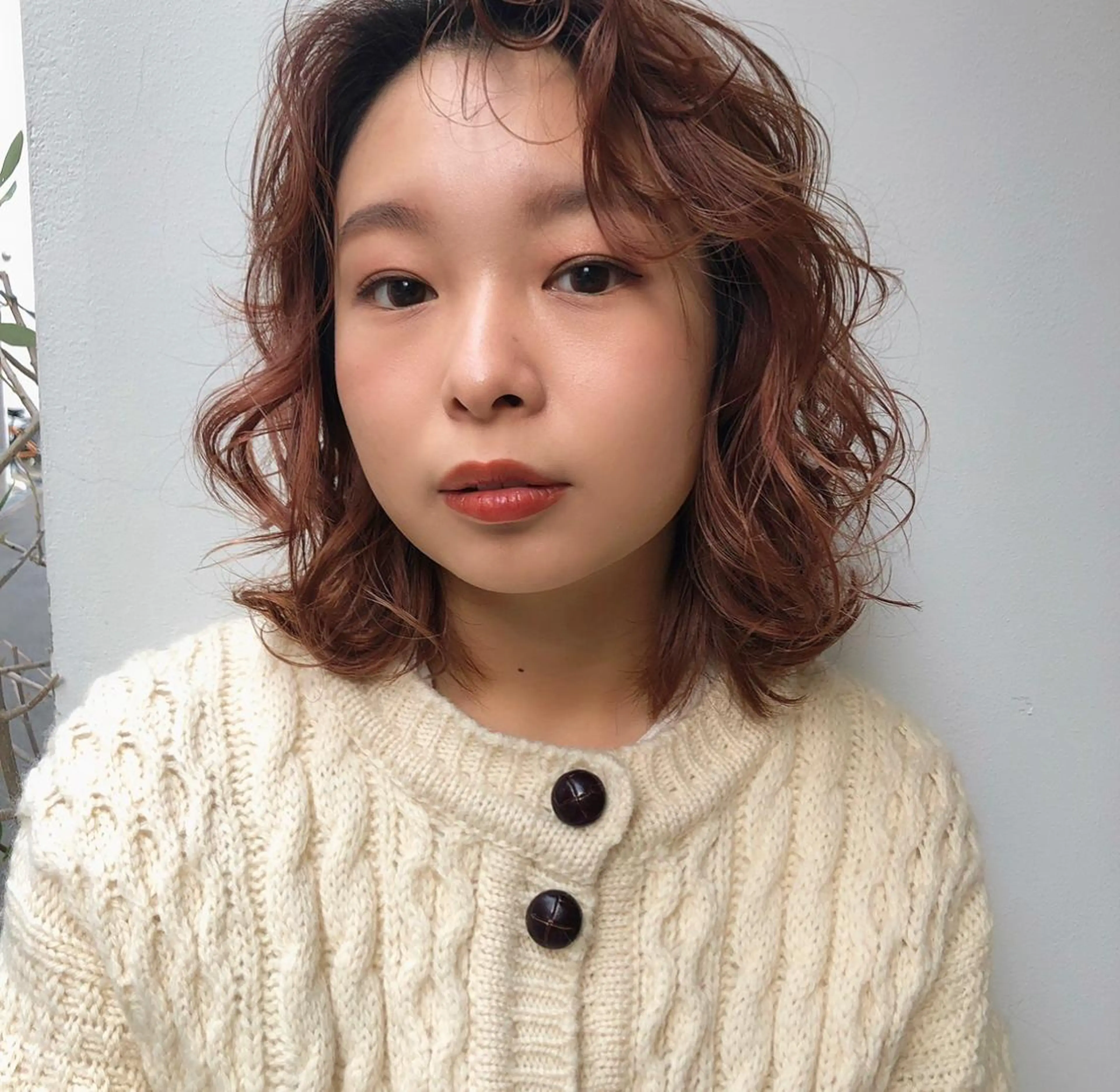 ミディアム ヘアアレンジ かきあげバング レイヤーカット やまぐち もえかのヘアスタイル