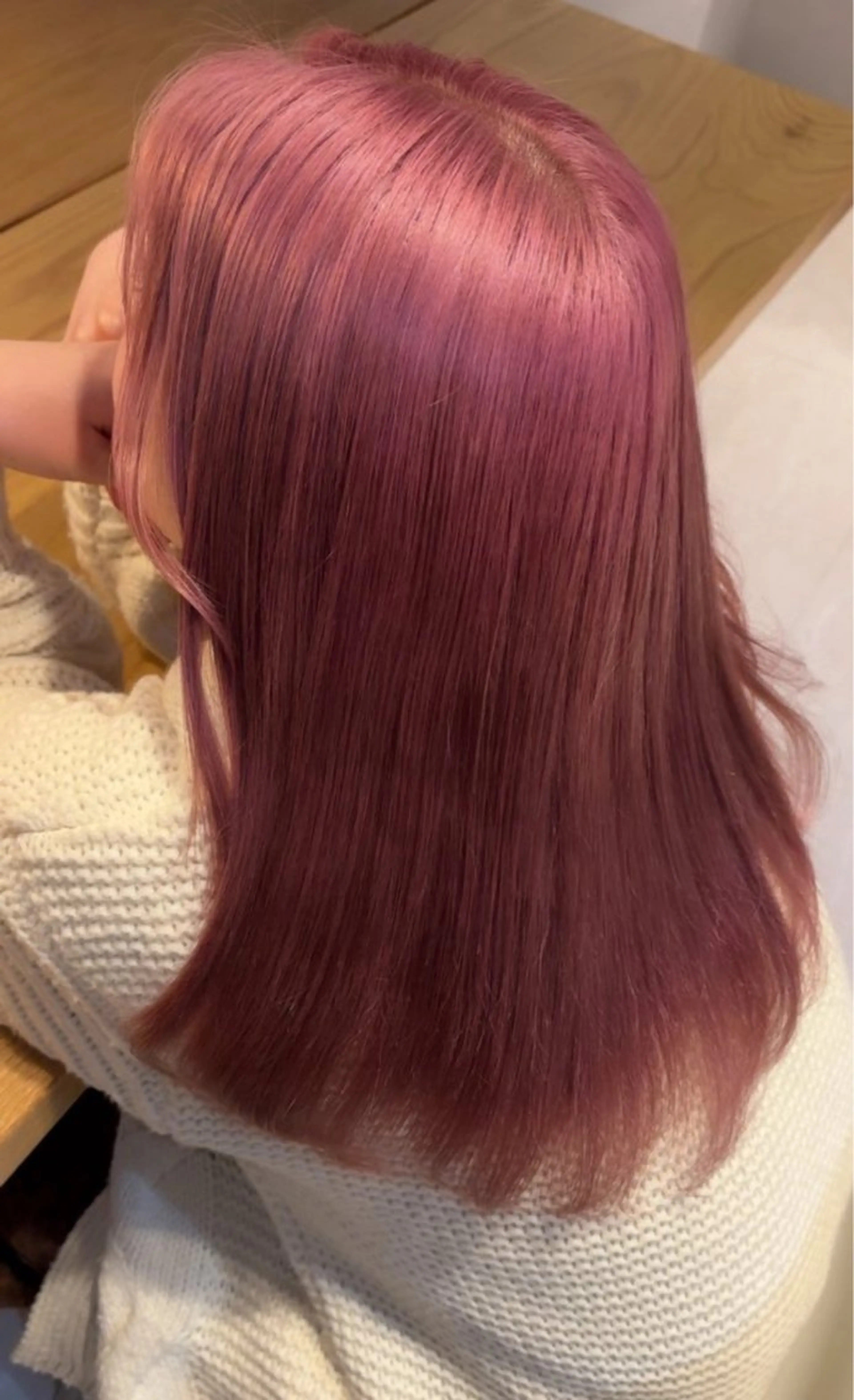 カラー ピンクカラー ヘアカラー ニトウ レイナ🌺🌴🐠のヘアスタイル