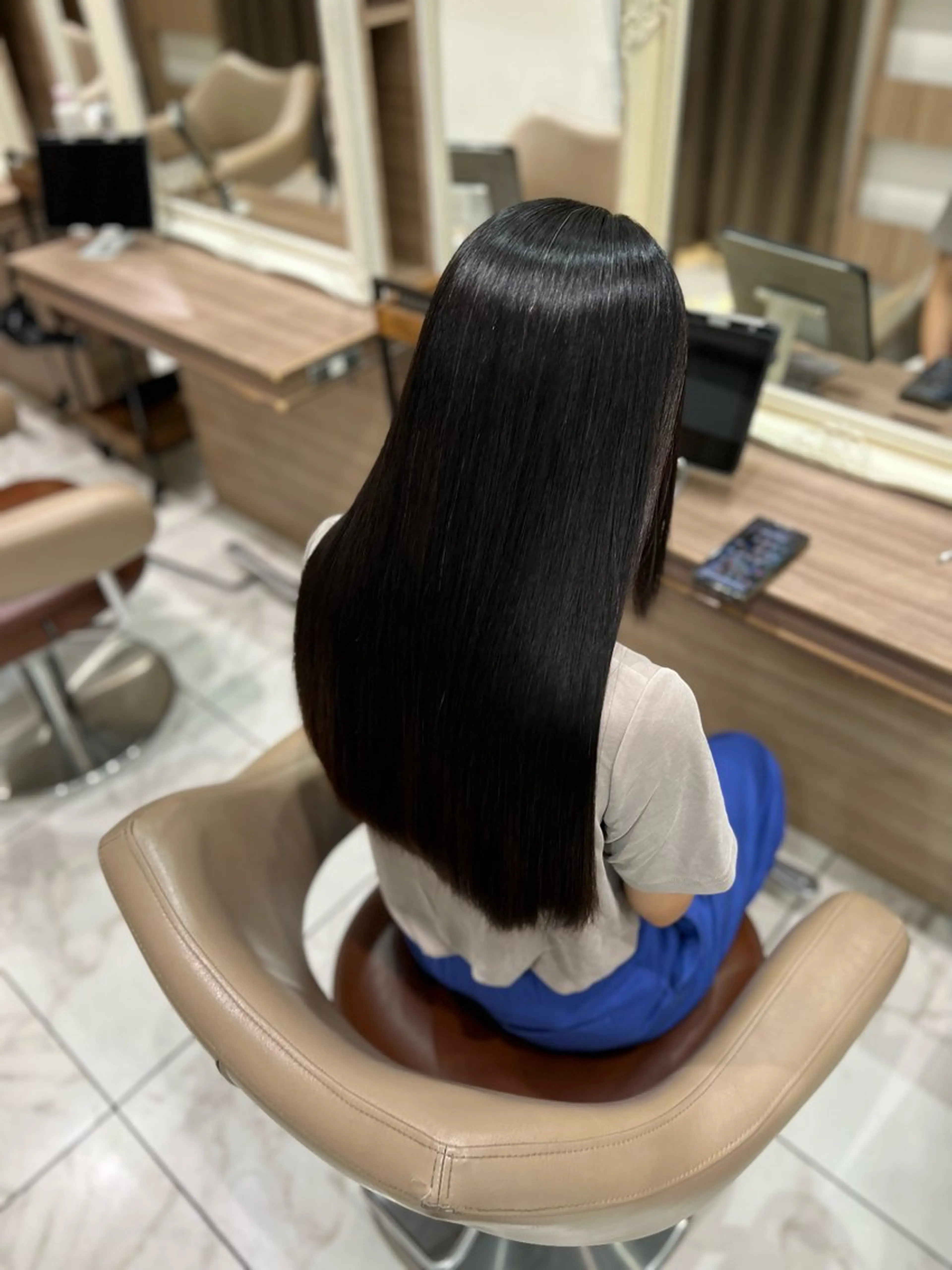 ロング 縮毛矯正 レイヤー×韓国 🇰🇷鈴木啓太のヘアスタイル