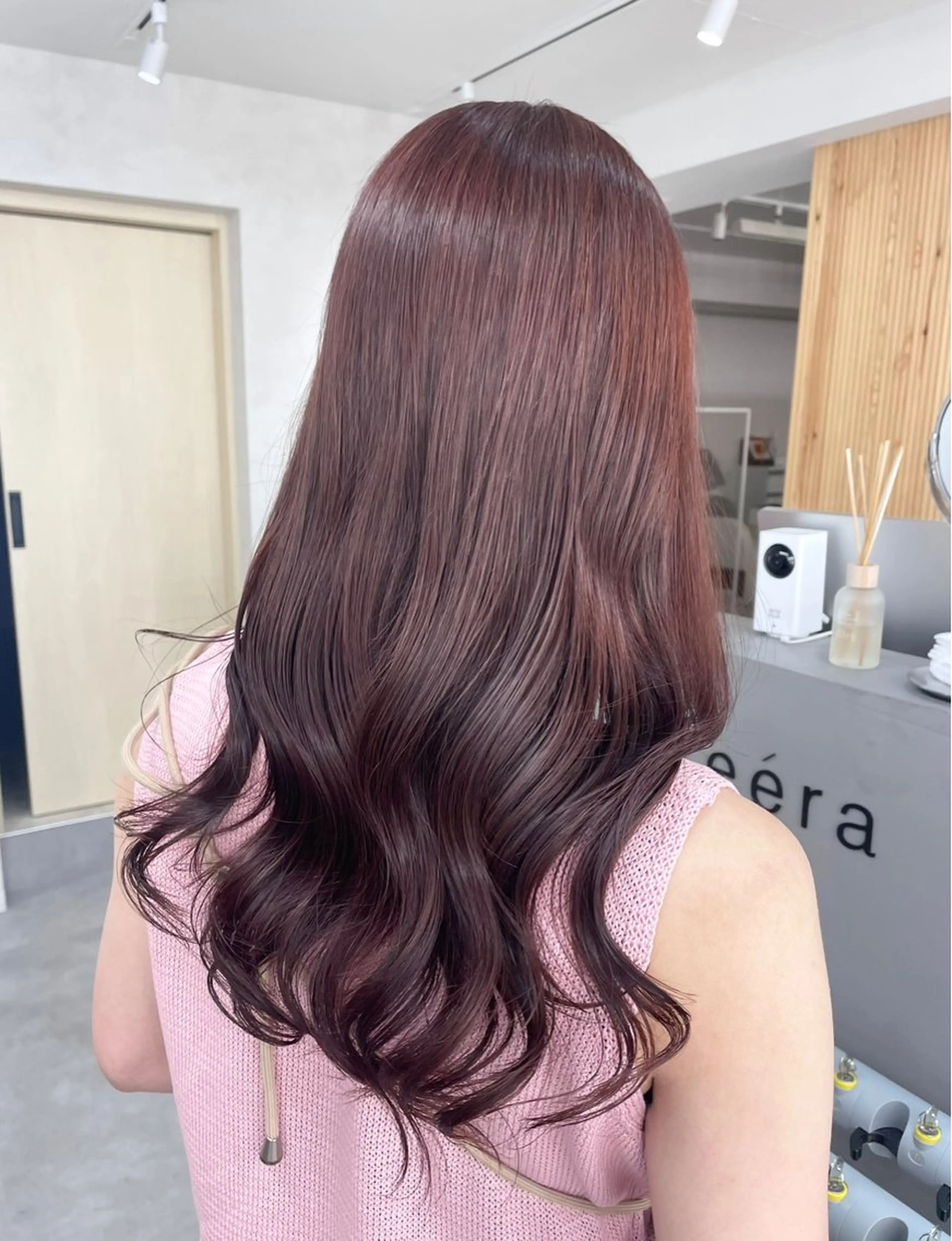 ロング ピンクブラウン ヘアカラー トリートメント 田中 蓮華のヘアスタイル