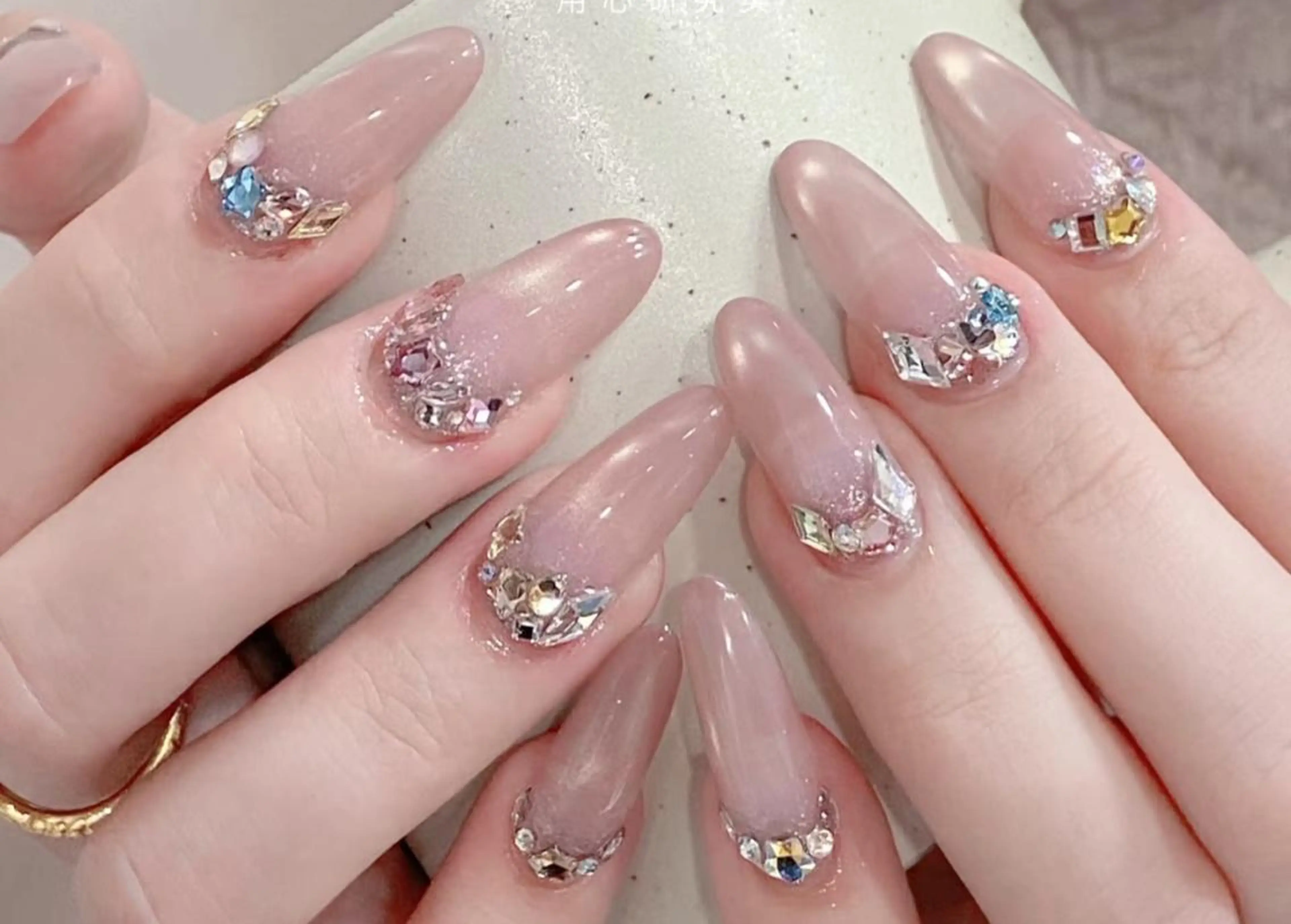 ネイル ハンドネイル 🍑 momo_nailのネイルデザイン