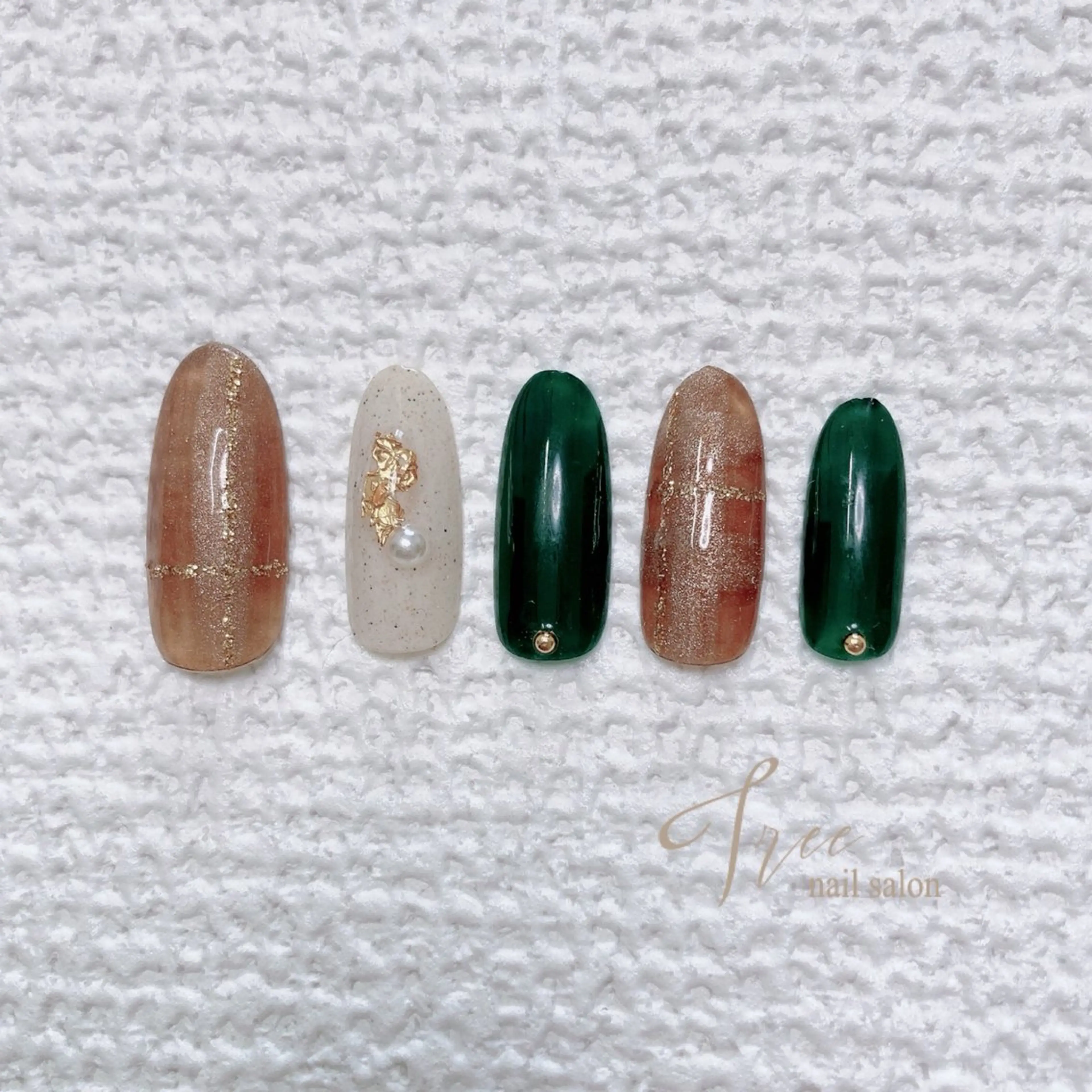 ネイル Tree 〜saito〜のネイルデザイン