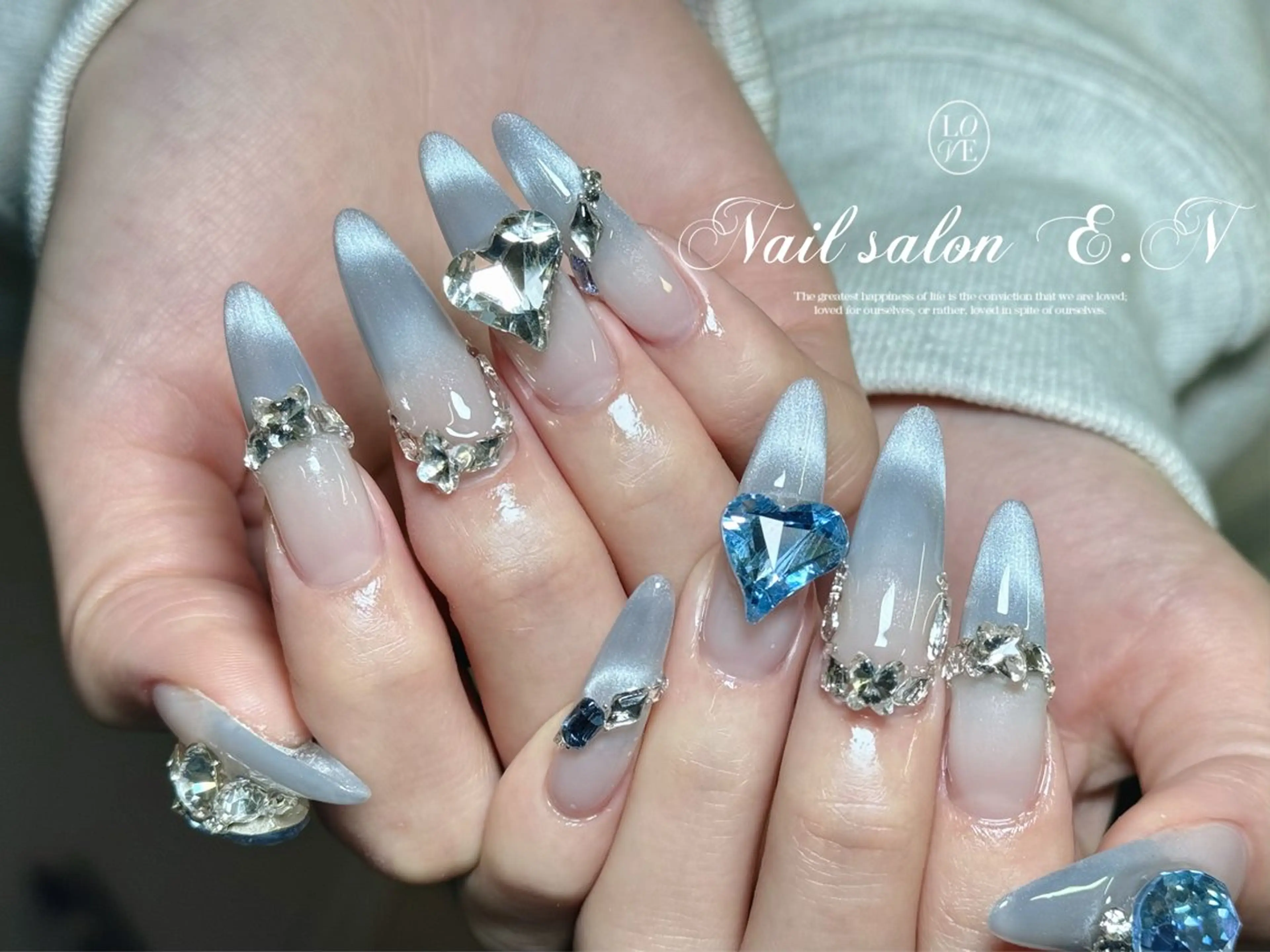 埋め尽くし＃ガラスフレンチ#ワンカラー＃大人ネイル#マグネット