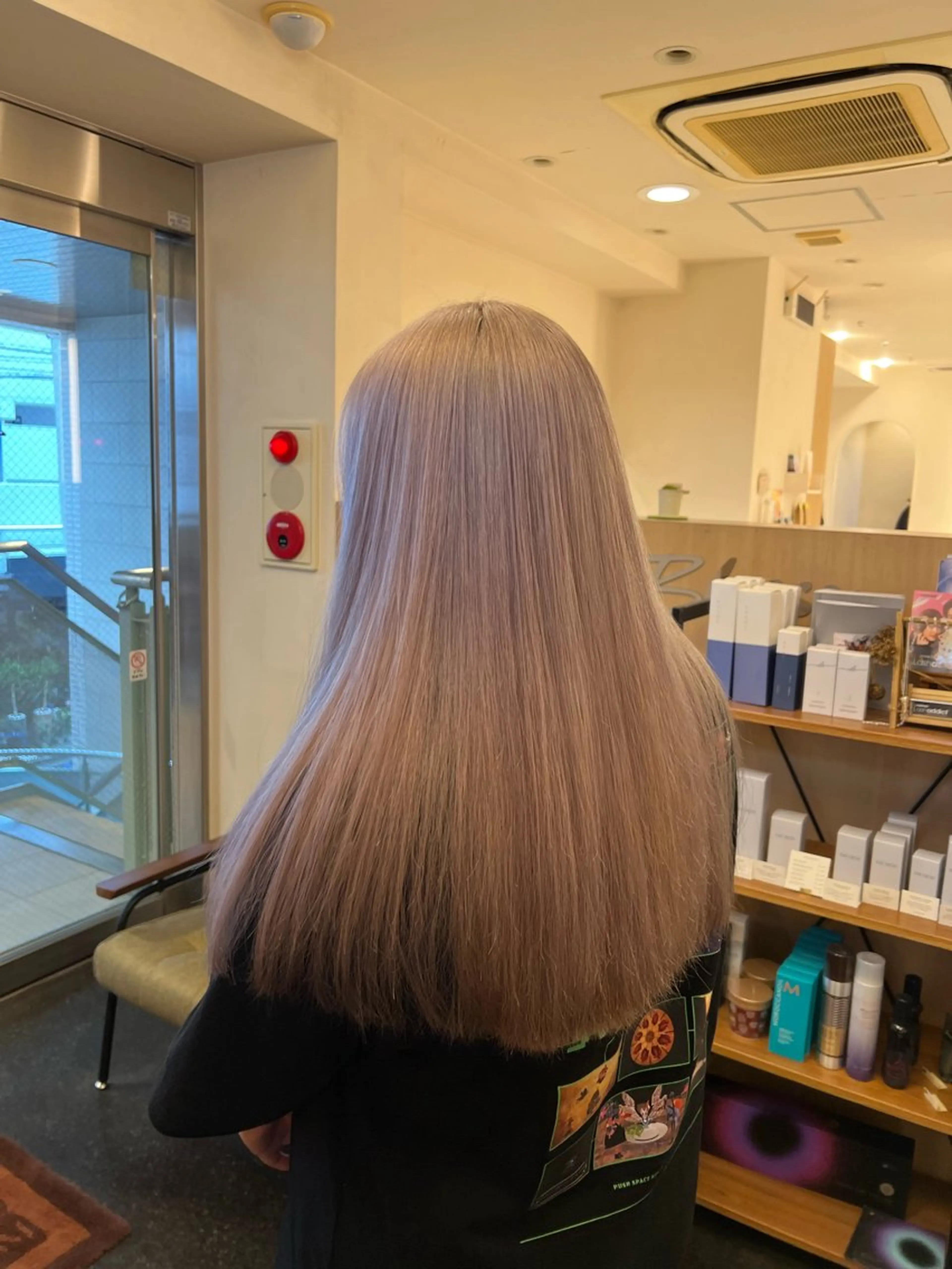 カラー 久永 菫のヘアスタイル