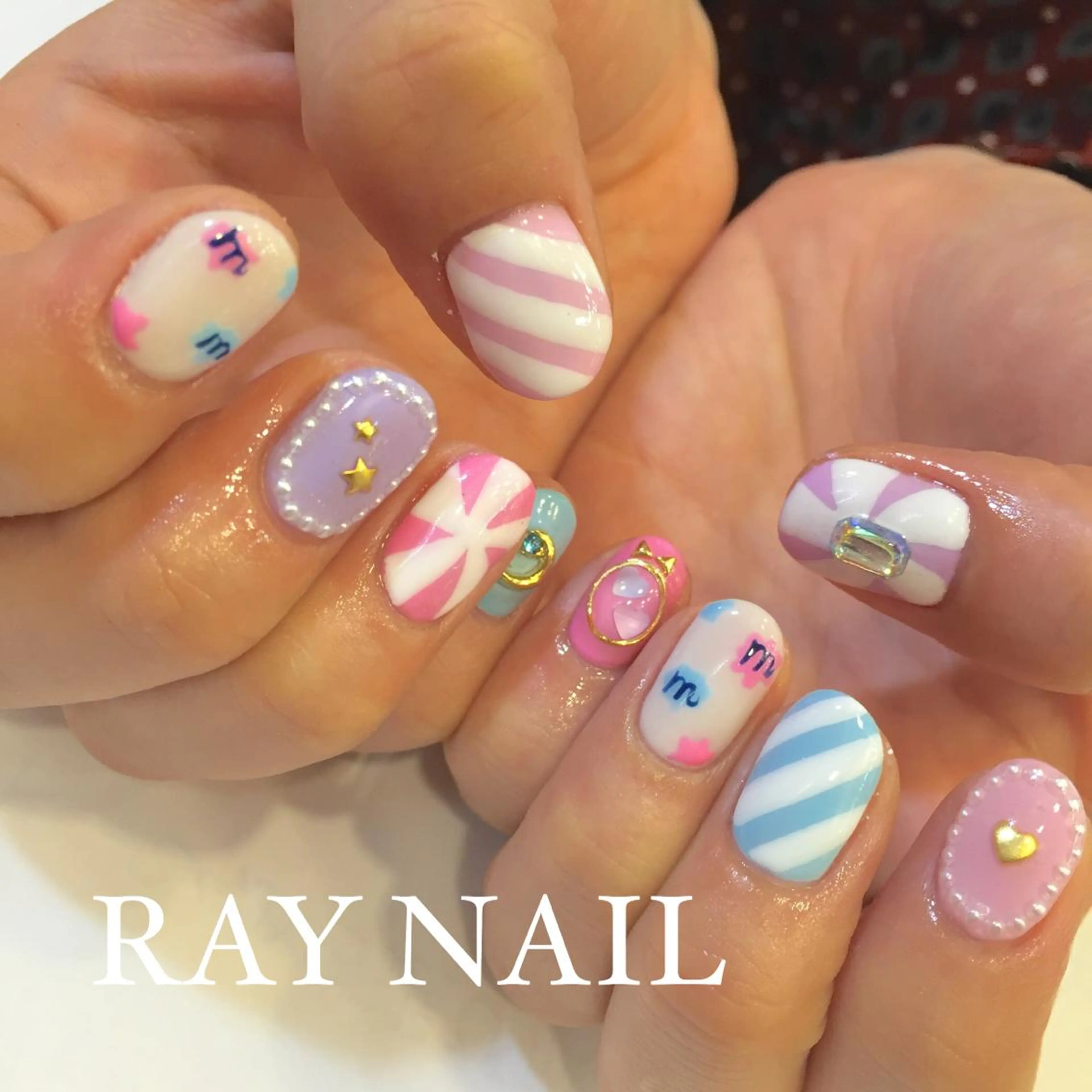 ネイル Arowa 伊田のネイルデザイン