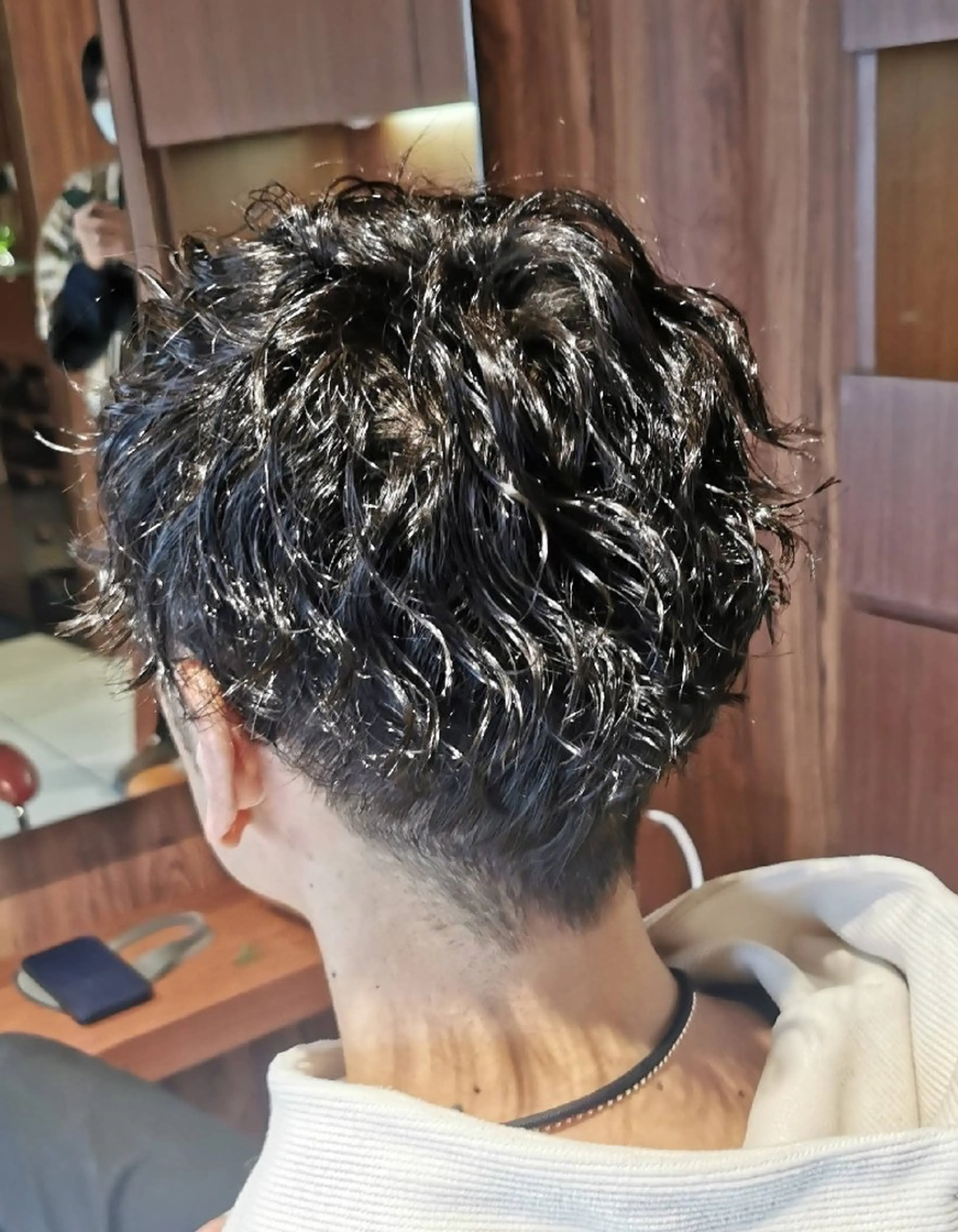 ショート パーマ メンズ メンズパーマ 波巻きパーマ ヨウコ YOKOのヘアスタイル