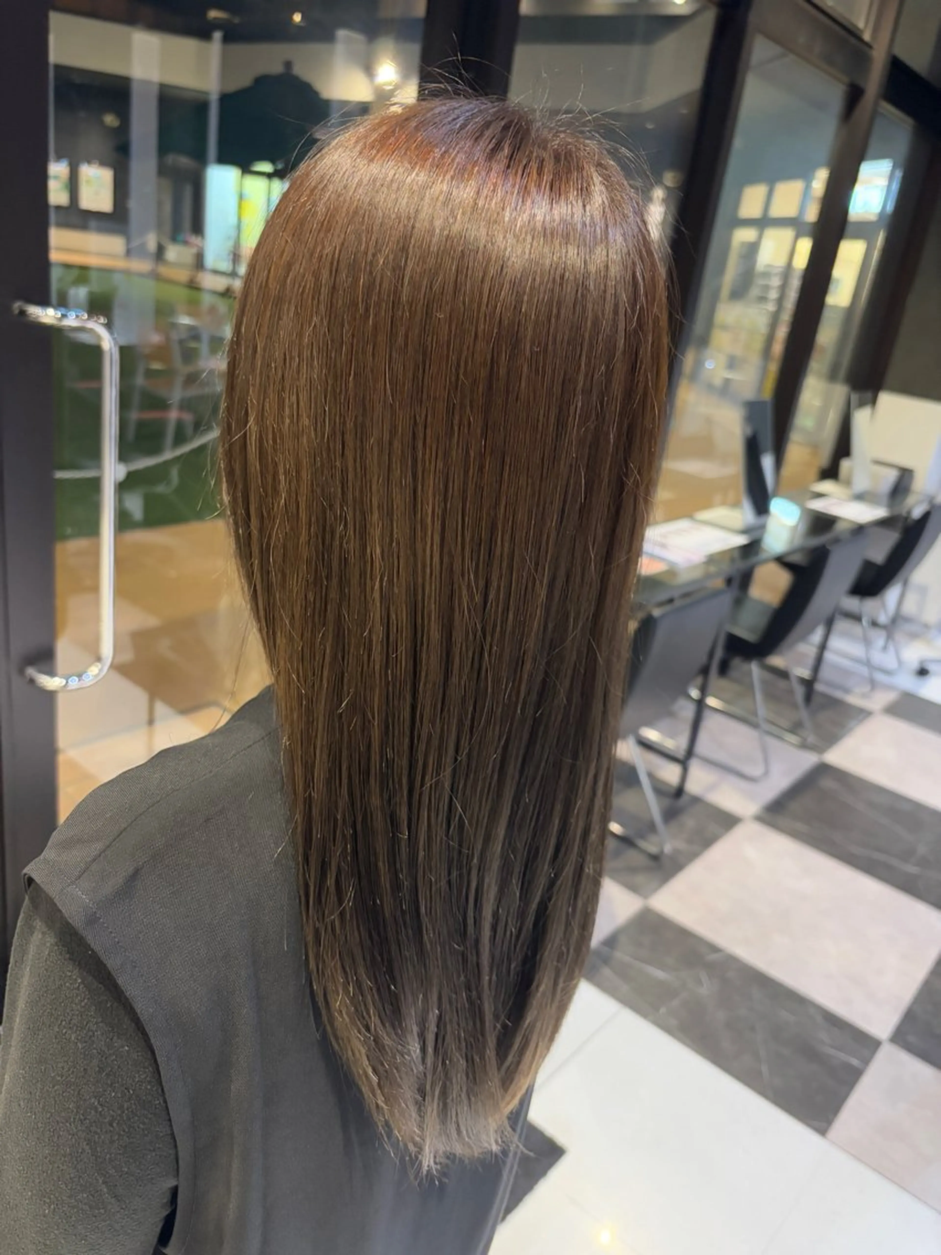 セミロング カラー 透明感カラー カット ヘアカラー トリートメント ブリーチ/ヘアケア/ 艶髪/イギチハルのヘアスタイル