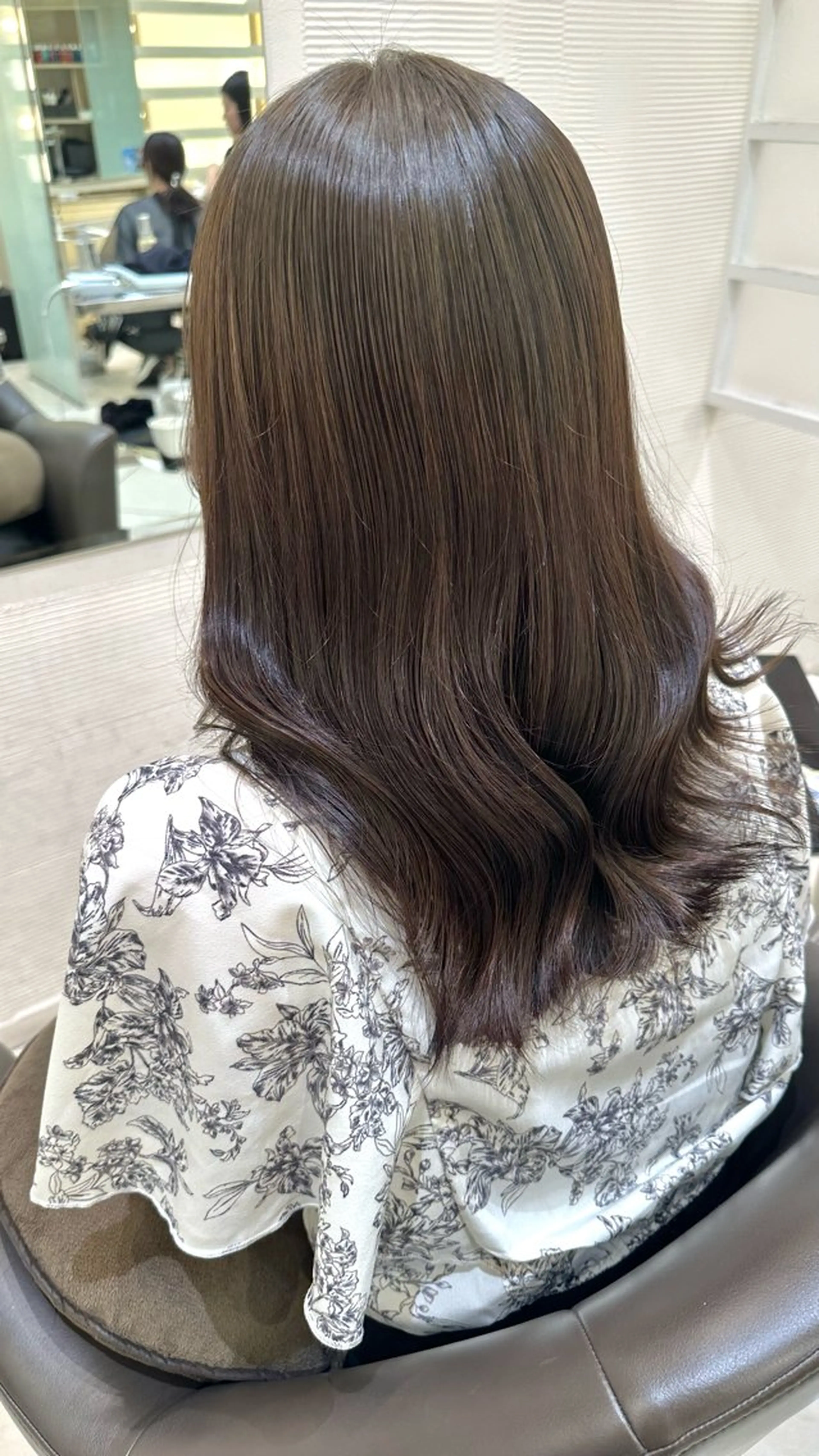セミロング カラー ヘアカラー トリートメント 🤎ハイライト/ 艶カラー/銀座🤎のヘアスタイル