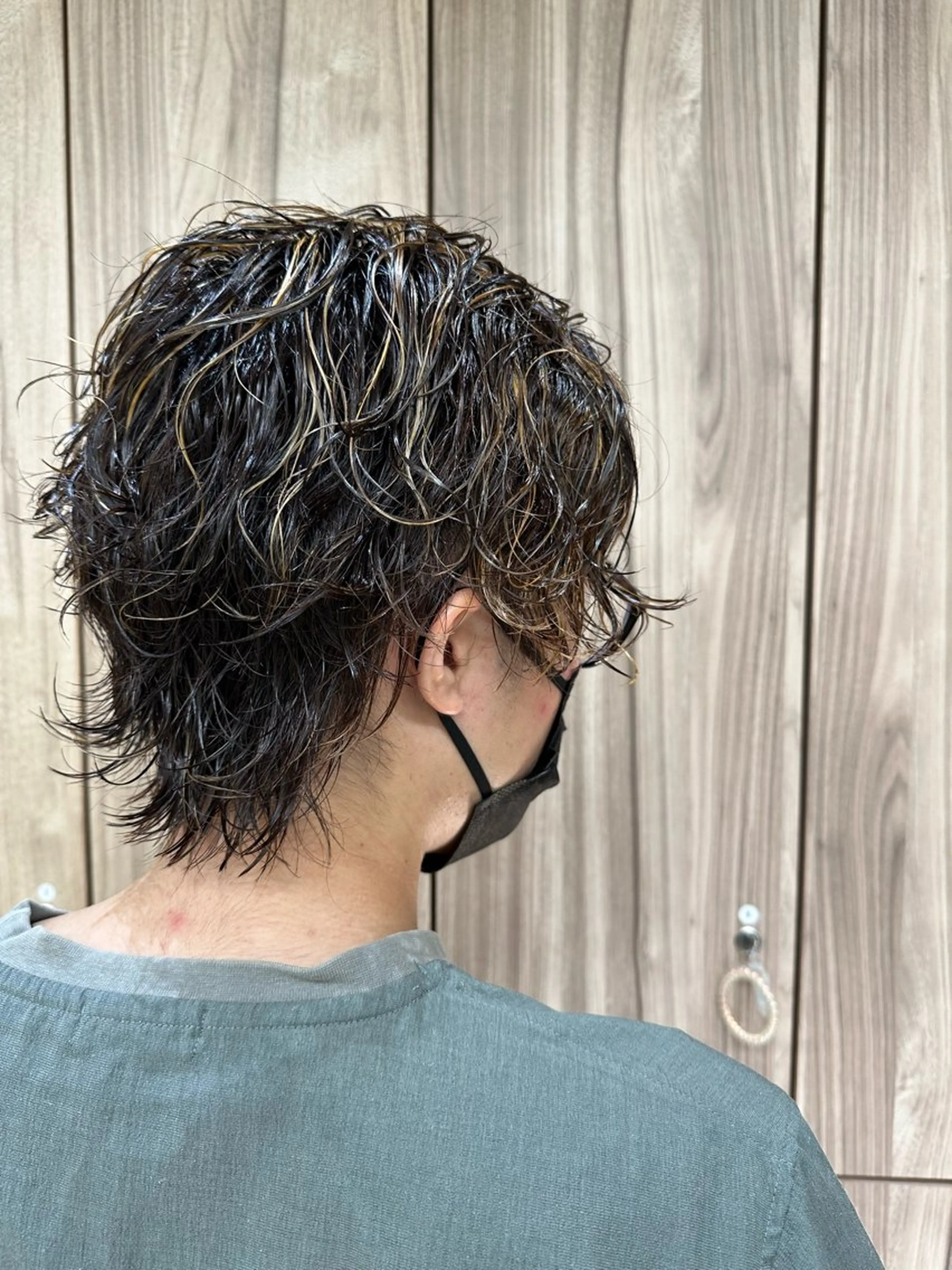 パーマ メンズ メンズハイライト カット パーマ トリートメント ヘアセット IwAsh中山所属・✂︎中山ブリーチ・ パーマ✂︎露木智也のヘアスタイル