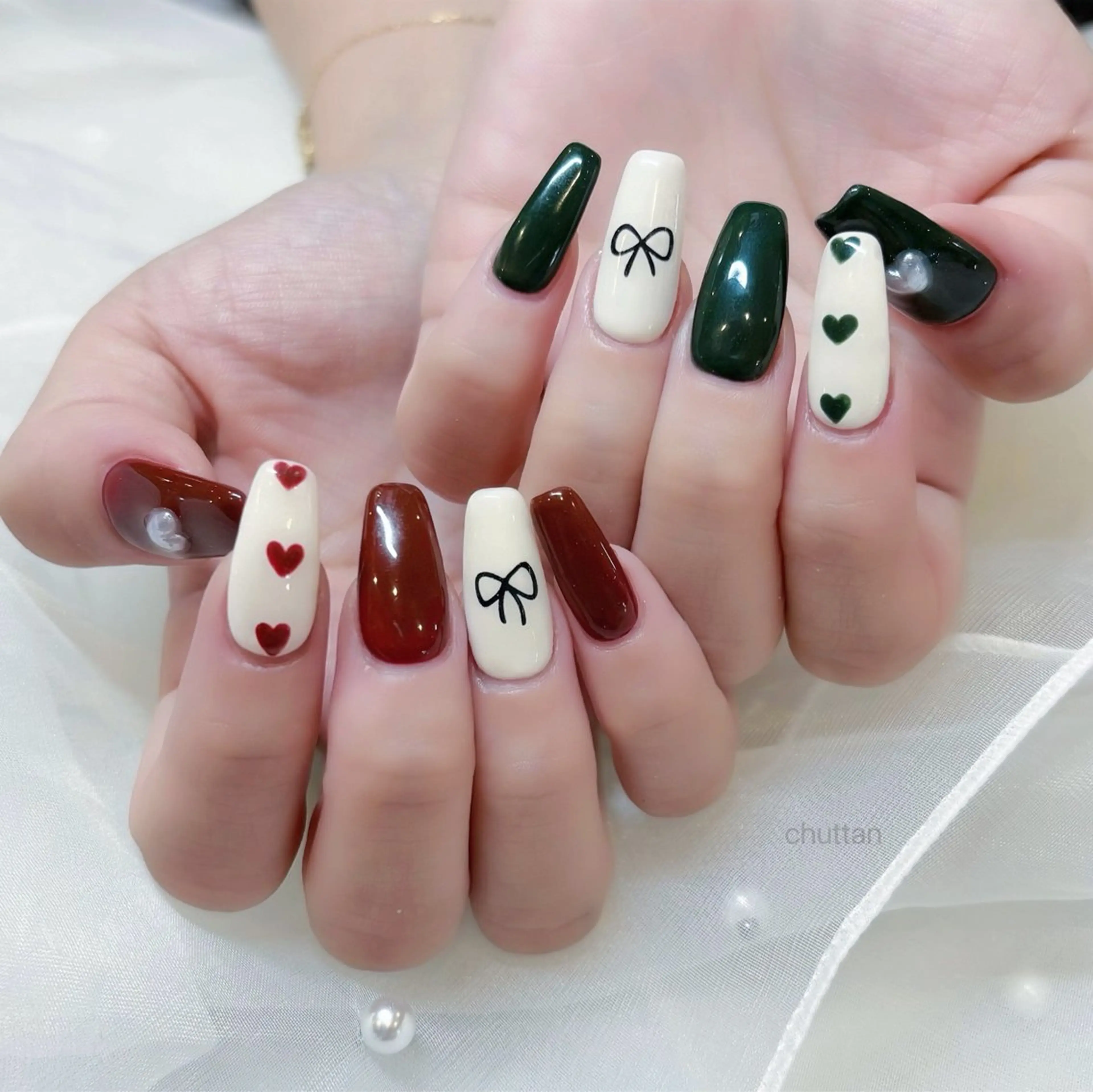 ネイル TRU NAIL&EYE 千葉店所属・高木 つかさのネイルデザイン
