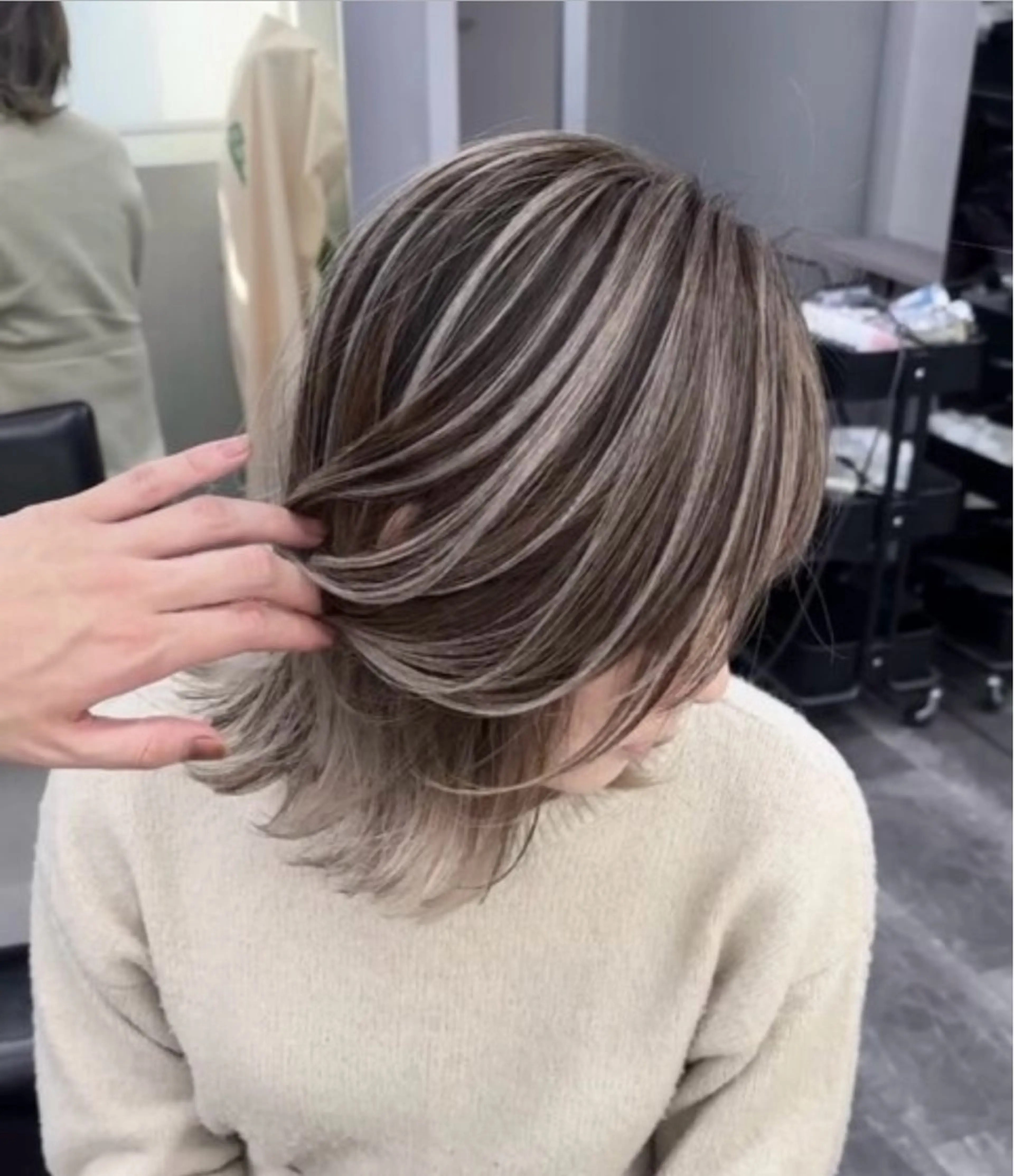ミディアム REDEAL所属・REDEAL/あんな 白髪ぼかし/大宮のヘアスタイル
