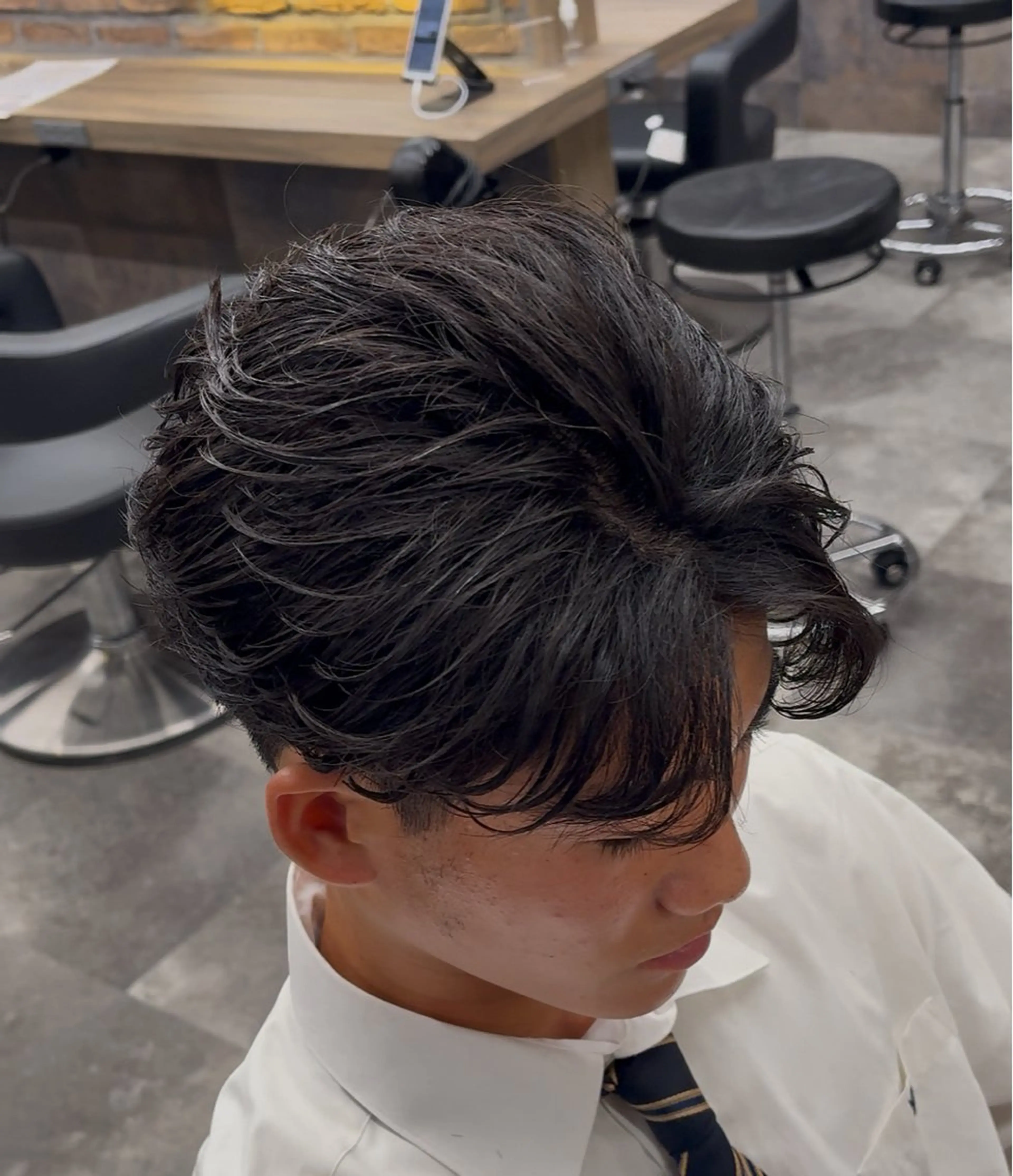 パーマ メンズ センターパート フェザーパーマ メンズハイライト メンズメッシュ マッシュ センターパート/ニュ アンス🔥SHUYAのヘアスタイル