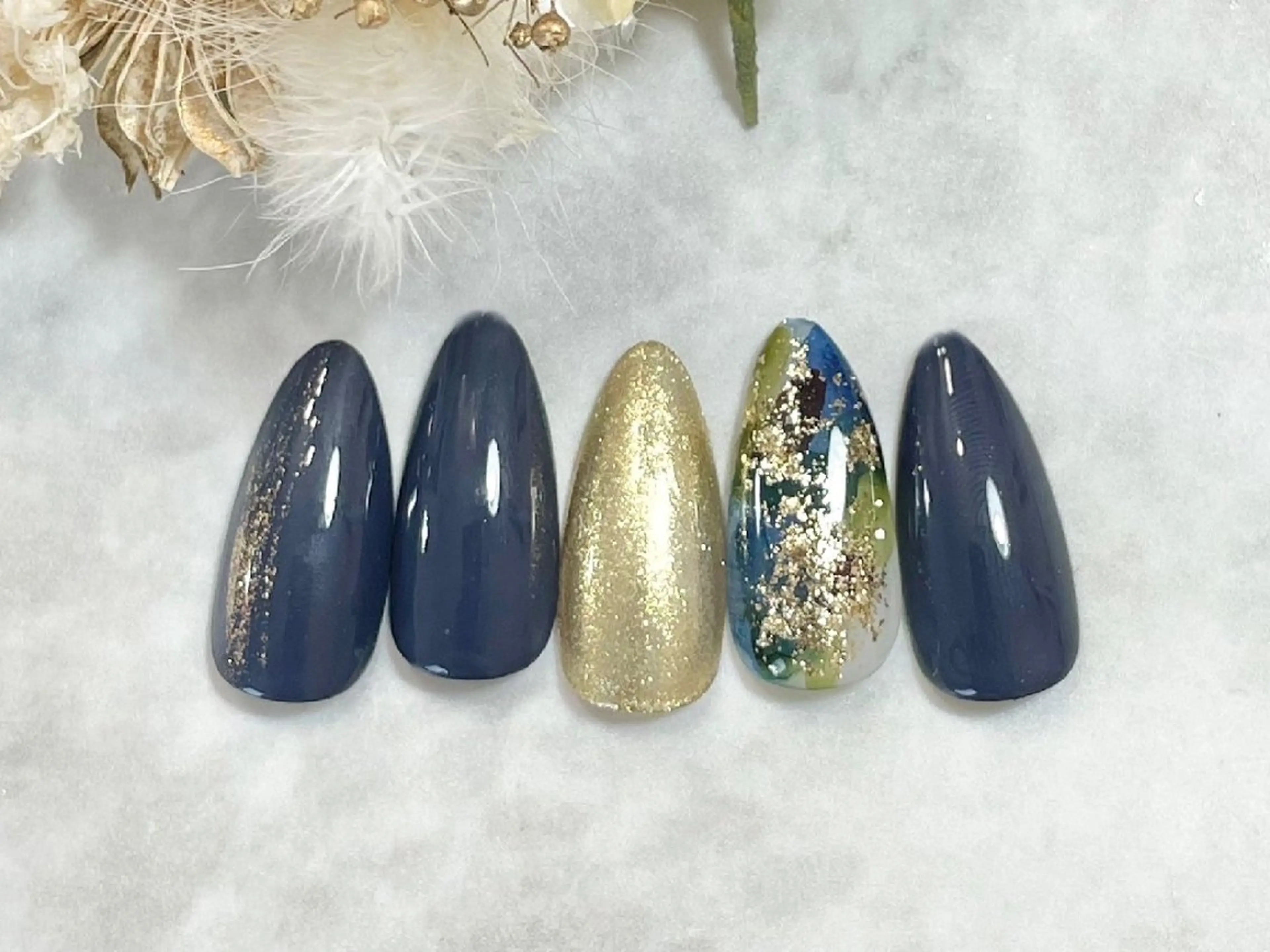 ネイル アートネイル フレンチネイル ジェルネイル ガラスフレンチ ハート ハンドネイル Nailsalon Merci東中野のネイルデザイン