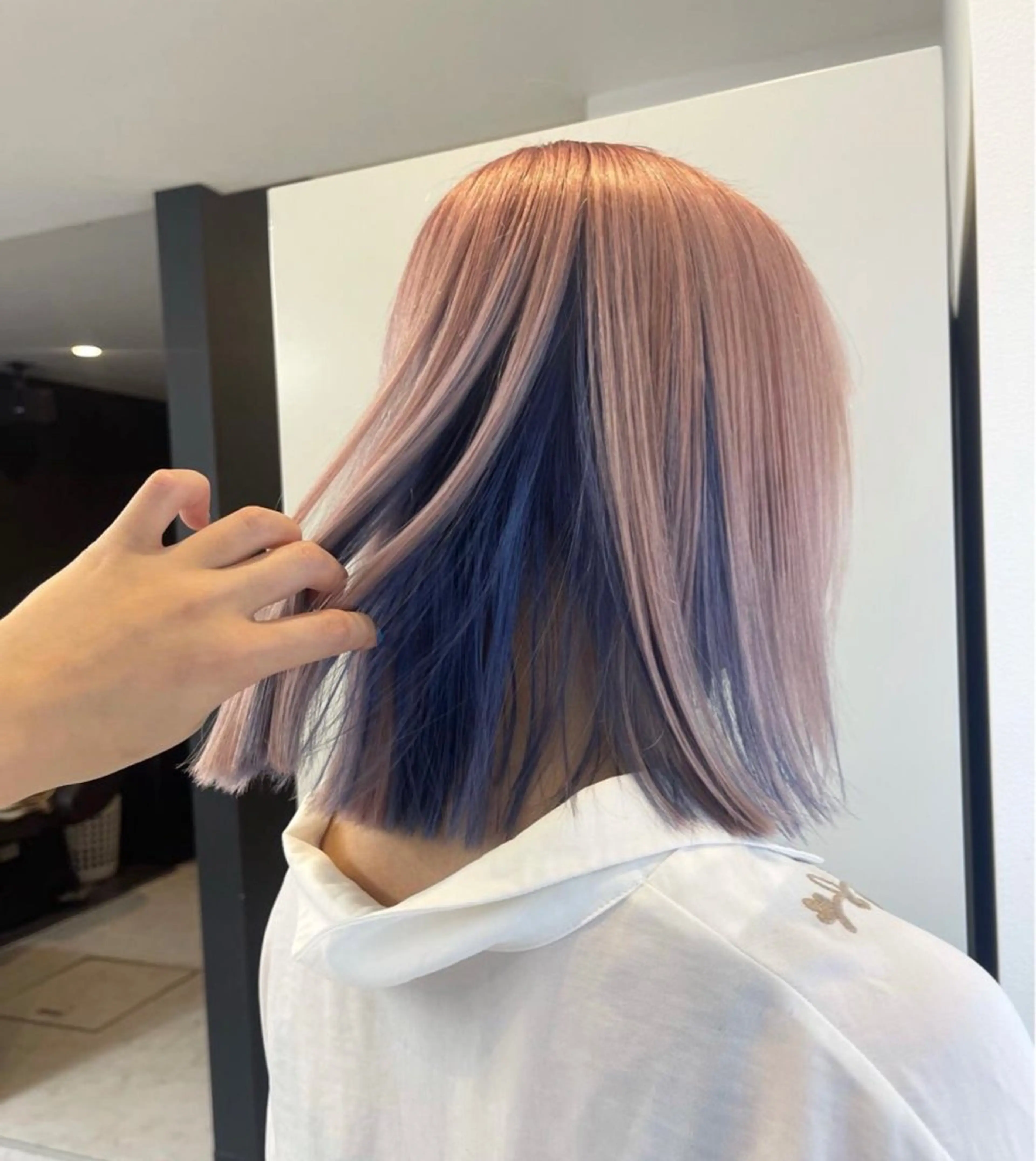 ミディアム カラー ブリーチ ブルーカラー ケアブリーチ ダブルカラー ハイトーンカラー ヘアカラー トリートメント salowin原宿iori所属・💋ハイトーンデザイ ンヘア💋A'nyuのヘアスタイル