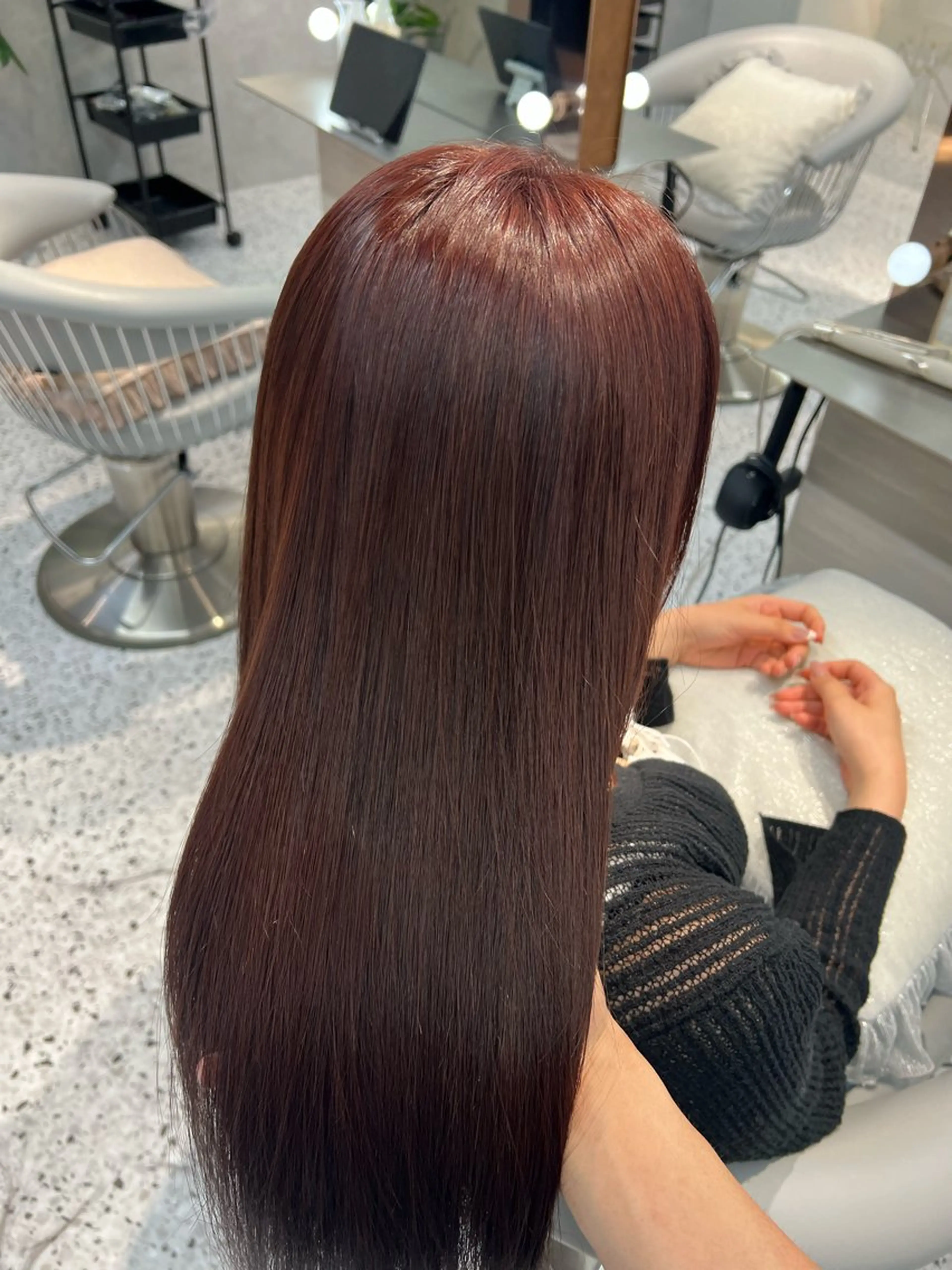 セミロング カット ヘアカラー トリートメント 地毛風縮毛矯正 ☘️松井　傑のヘアスタイル