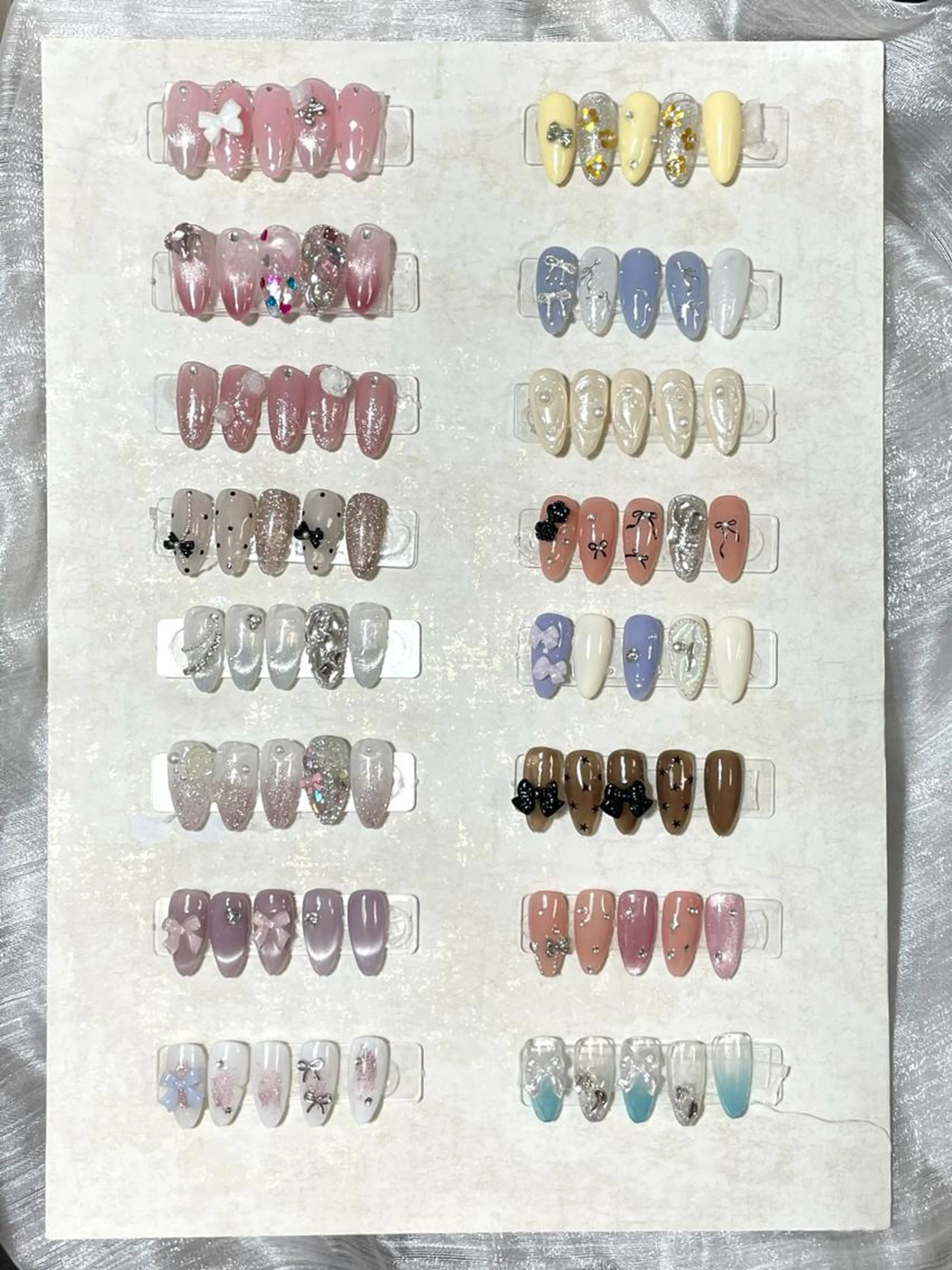 ⋆˙♡✨💕定额アート80種類～カラー、パーツ変更可能ですの写真