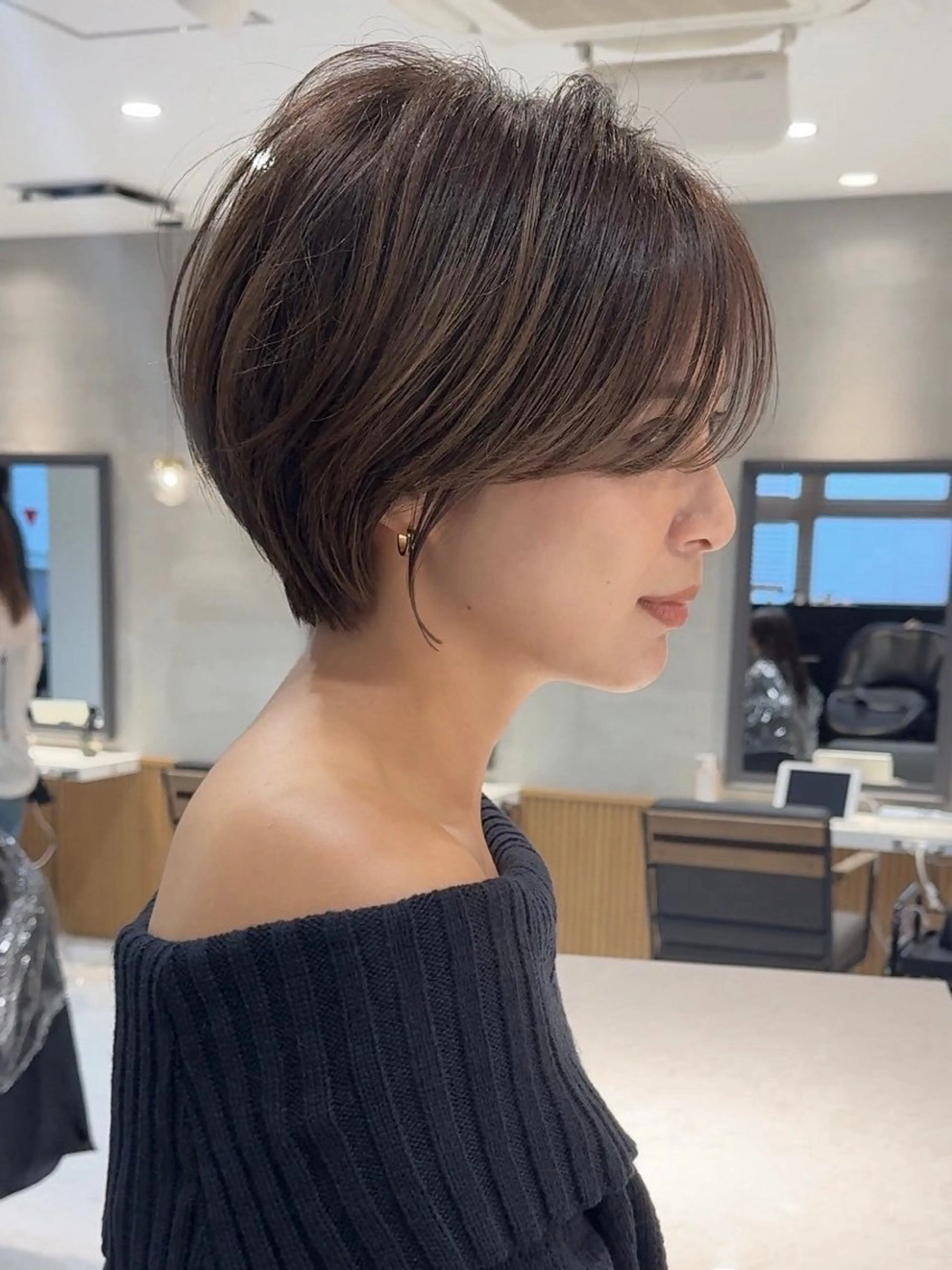【3cm以上切らせて頂ける方限定‼️】より小顔に見せるショートボブカット✨️➕艶髪トリートメント🫧の写真