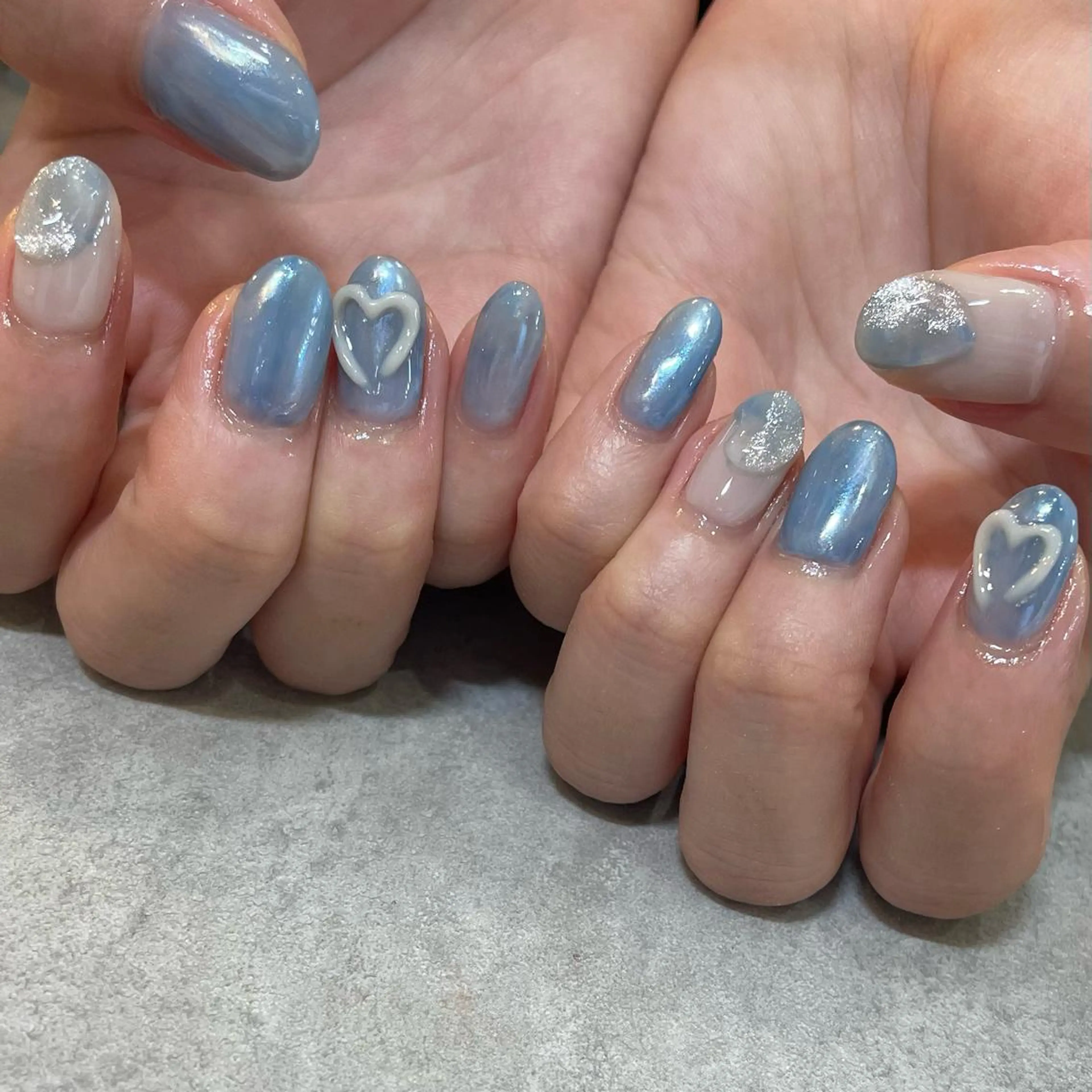 ネイル オーロラネイル ブルー Nail Salon Gummi.のネイルデザイン