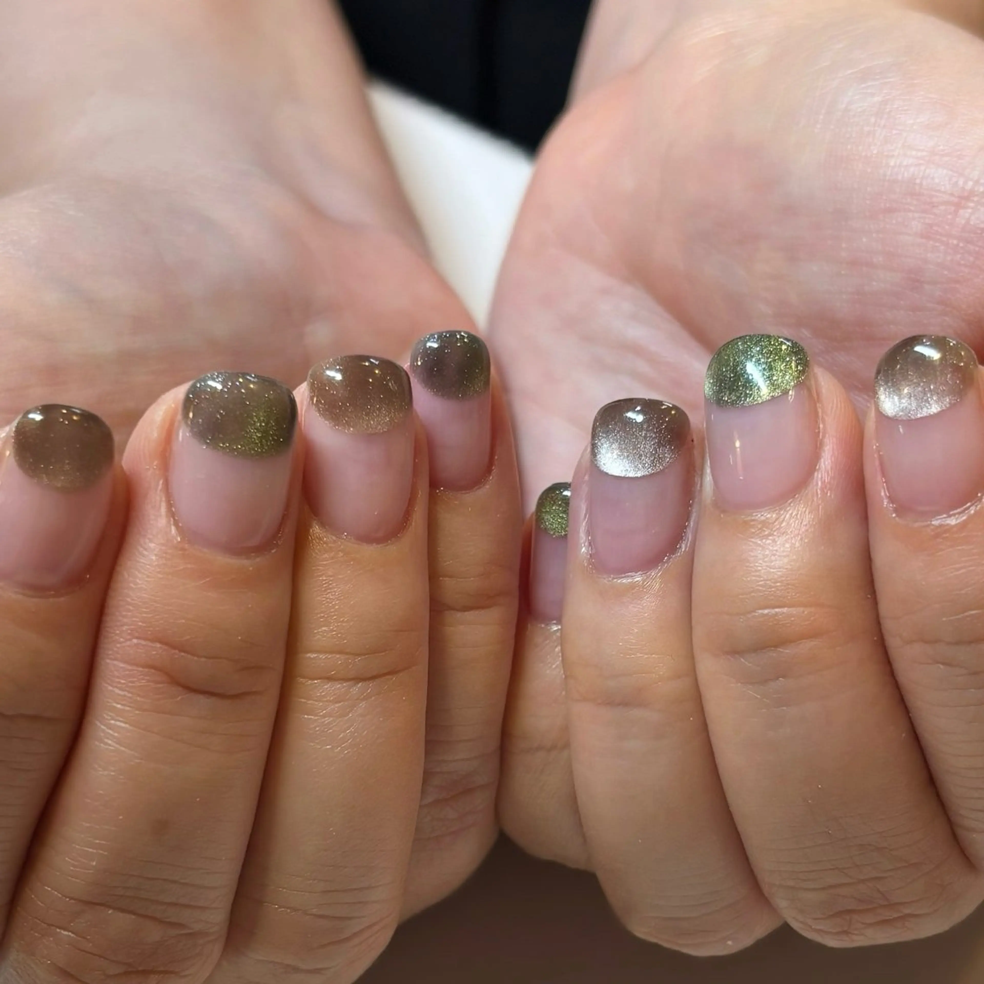 ネイル マグネットネイル ビー玉ネイル ハンドネイル ナカエ🐈‍⬛ ／relownailのネイルデザイン