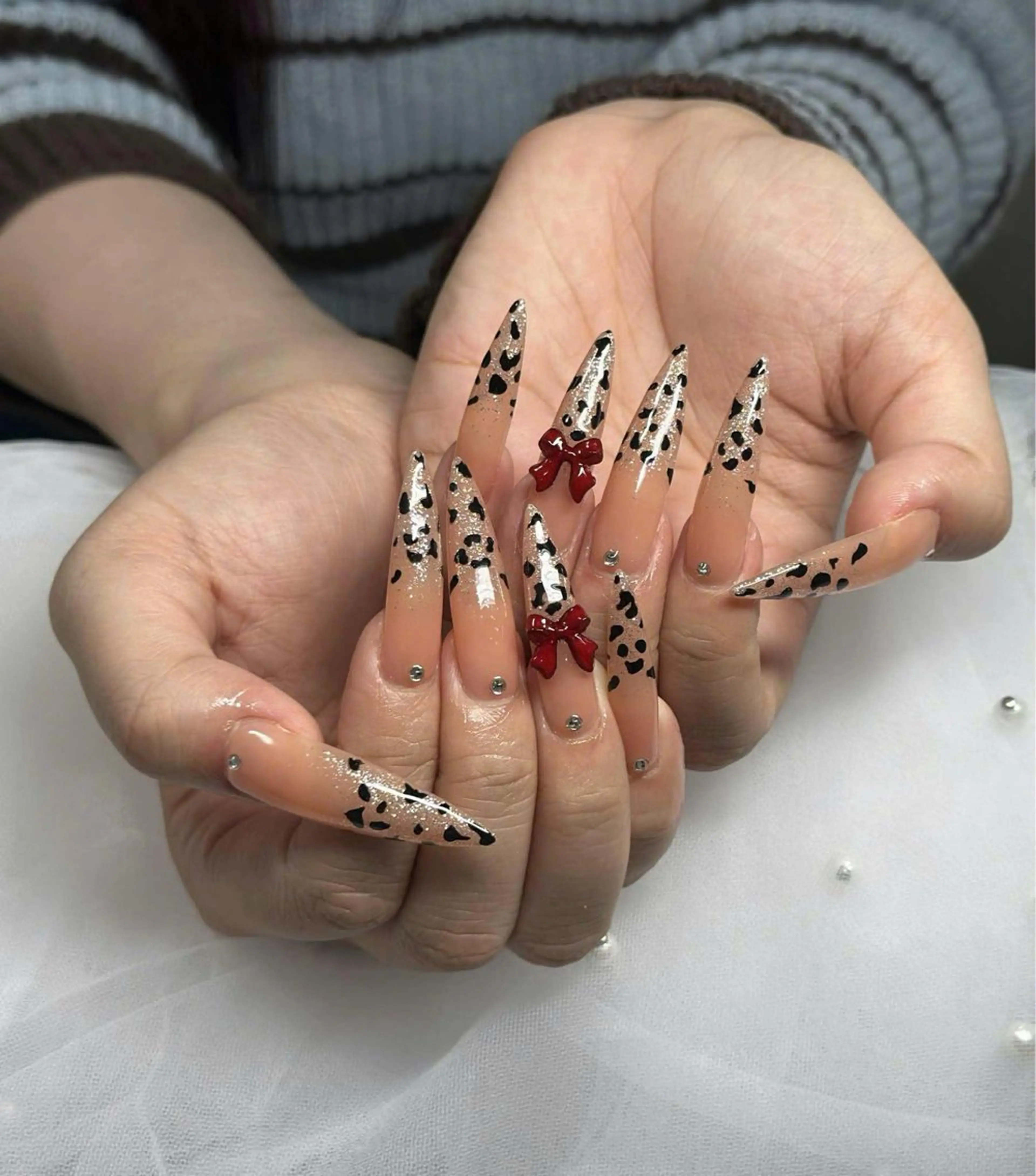 ネイル オーロラネイル フレンチネイル ジェルネイル ハロウィン 韓国ネイル ハンドネイル H.baby Nail Salonのネイルデザイン