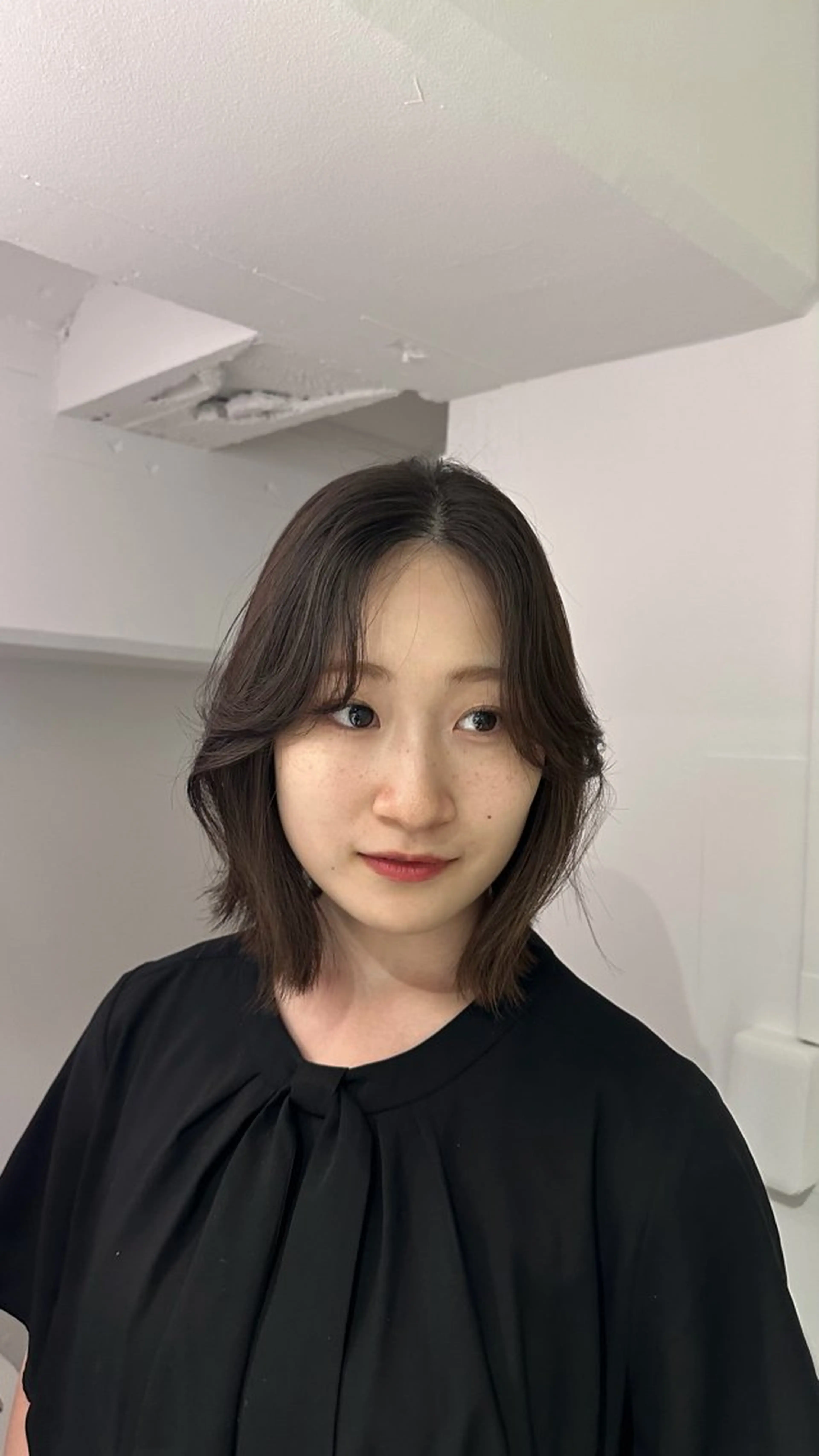 ミディアム カラー カット Lomalia Rukaのヘアスタイル