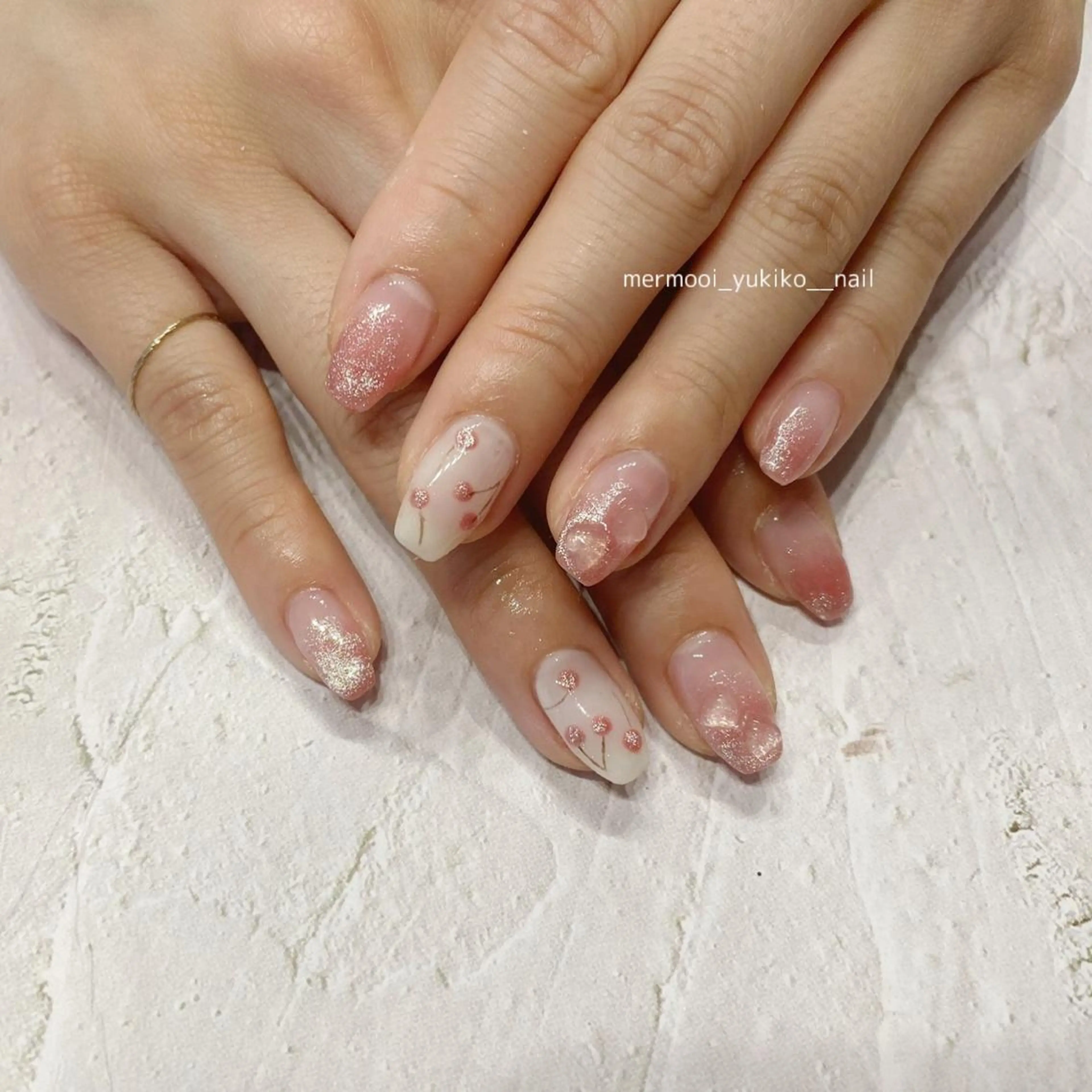 ネイル グラデーション 韓国ネイル マグネットネイル ピンク 春ネイル ハンドネイル mermooi nailのネイルデザイン