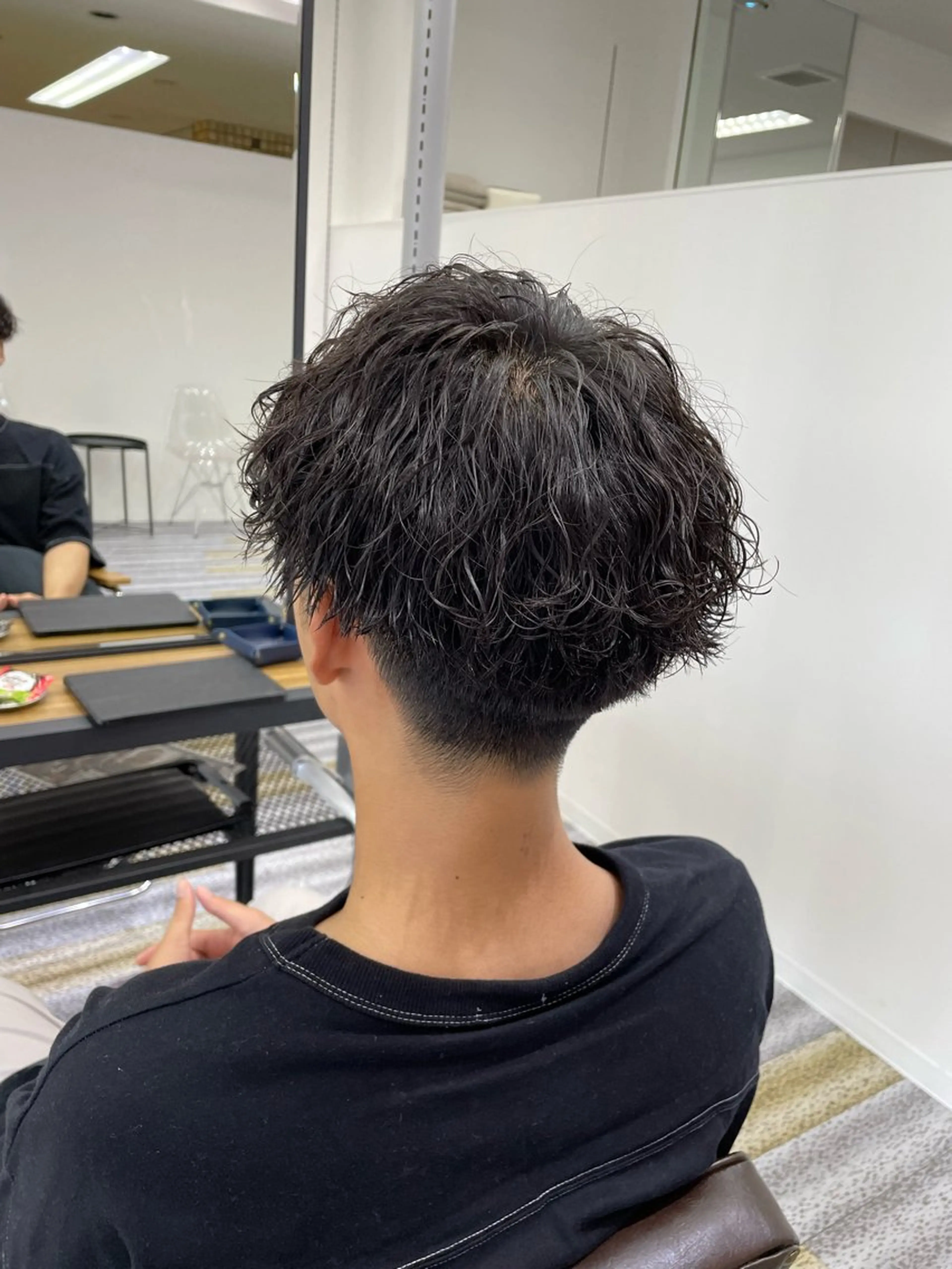 ショート パーマ メンズ マッシュ メンズパーマ 刈り上げ 波巻きパーマ カット パーマ 【メンズ特化】岩瀬 武【メンズパーマ】のヘアスタイル