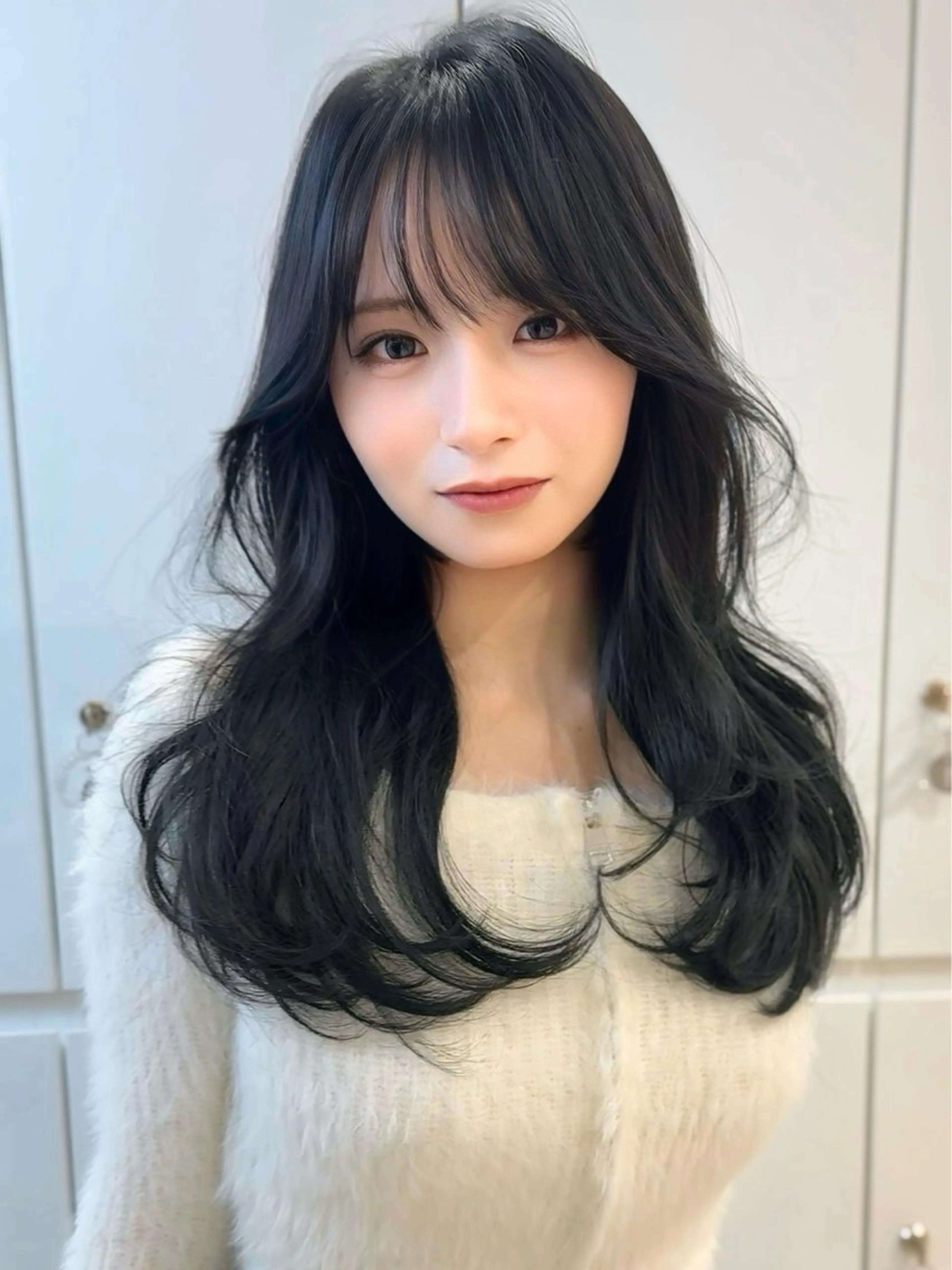 ロング くびれヘア レイヤーカット カット トリートメント Hiroki 韓国ヘア🇰🇷のヘアスタイル