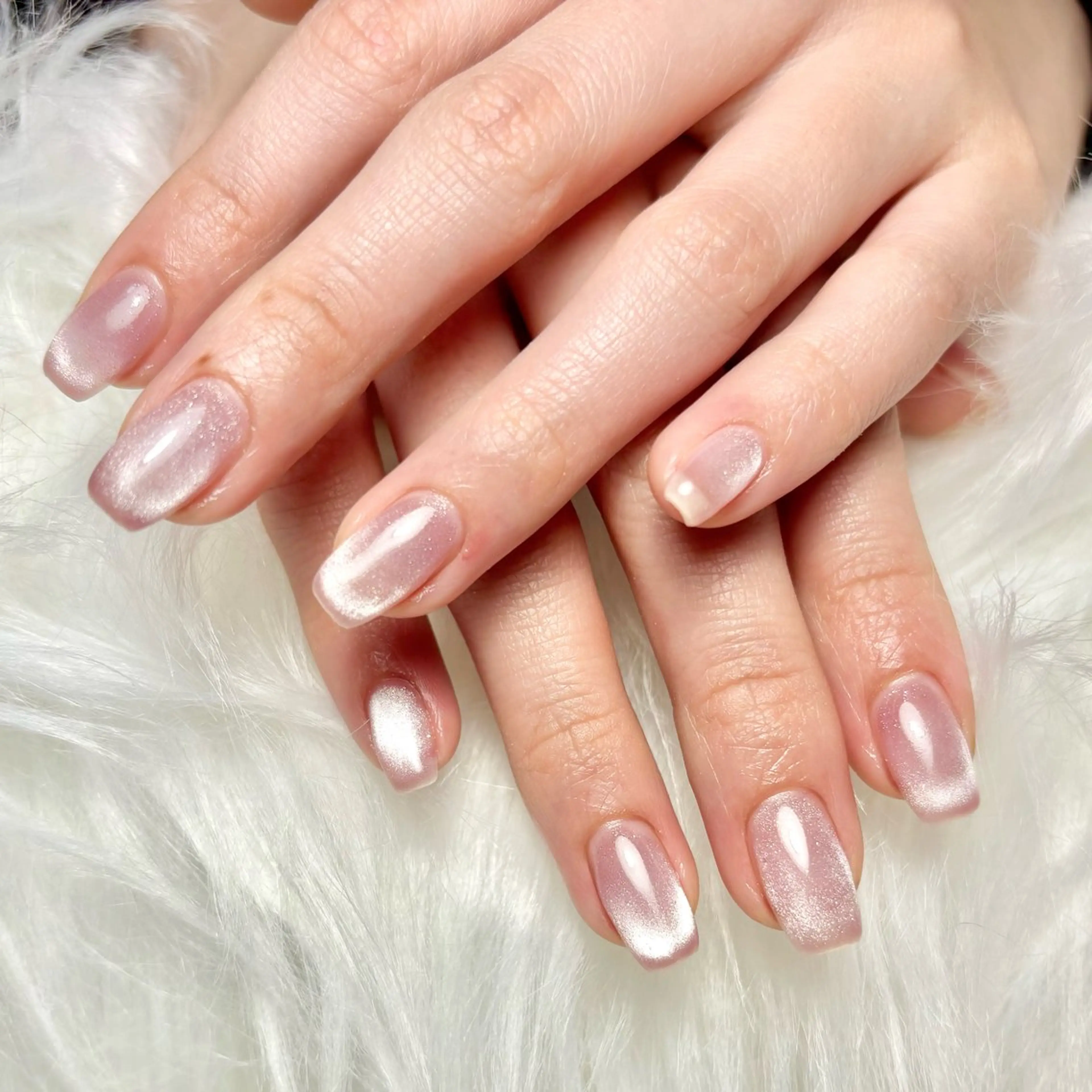 ネイル フレンチネイル マグネットネイル マグネットフレンチ ハンドネイル NAILSALON 【CHOUCHOU】のネイルデザイン