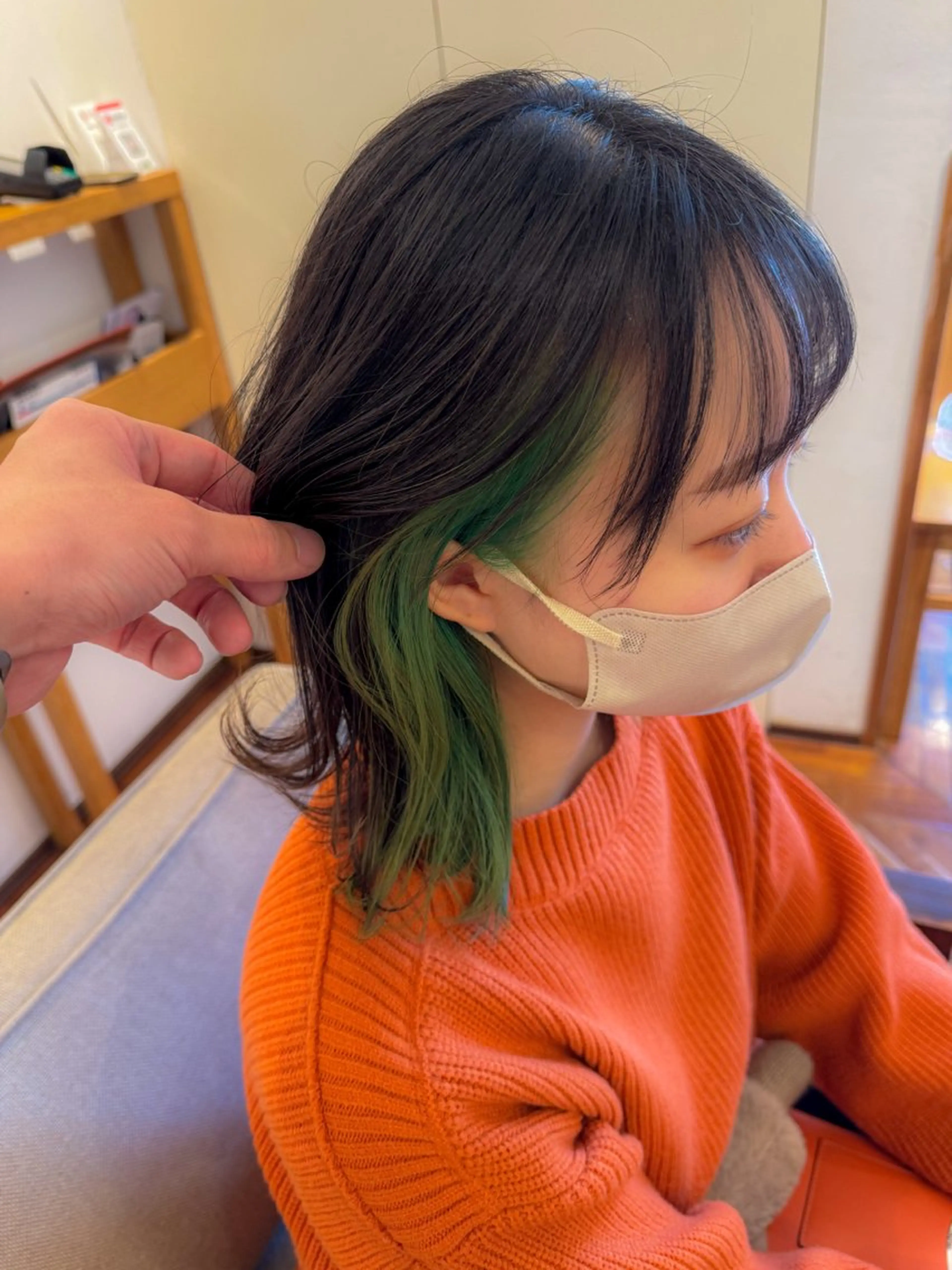 ミディアム カラー ヘアカラー 吉田 新平のヘアスタイル