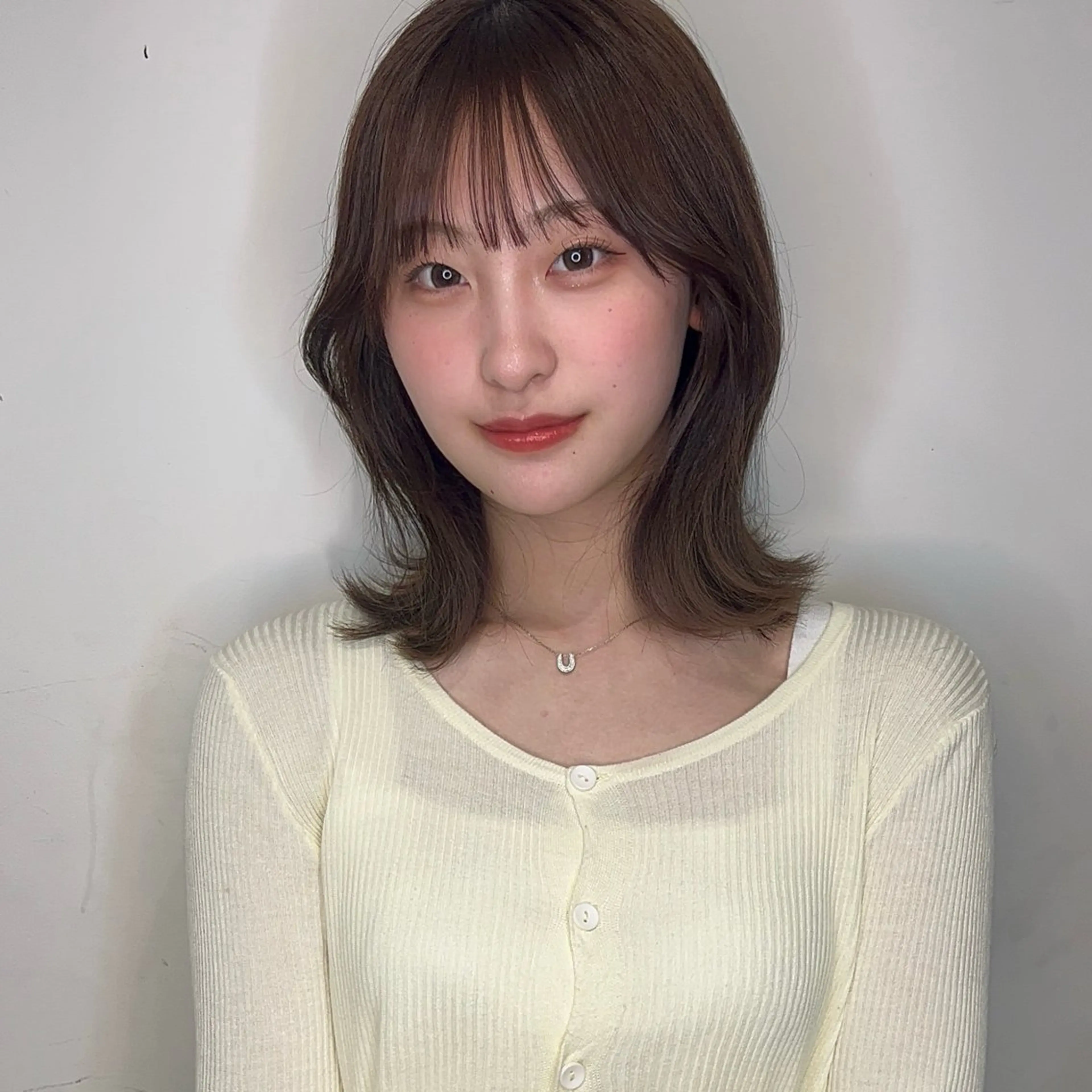 ミディアム ヘアカラー 韓国/透明感カラー さらのヘアスタイル