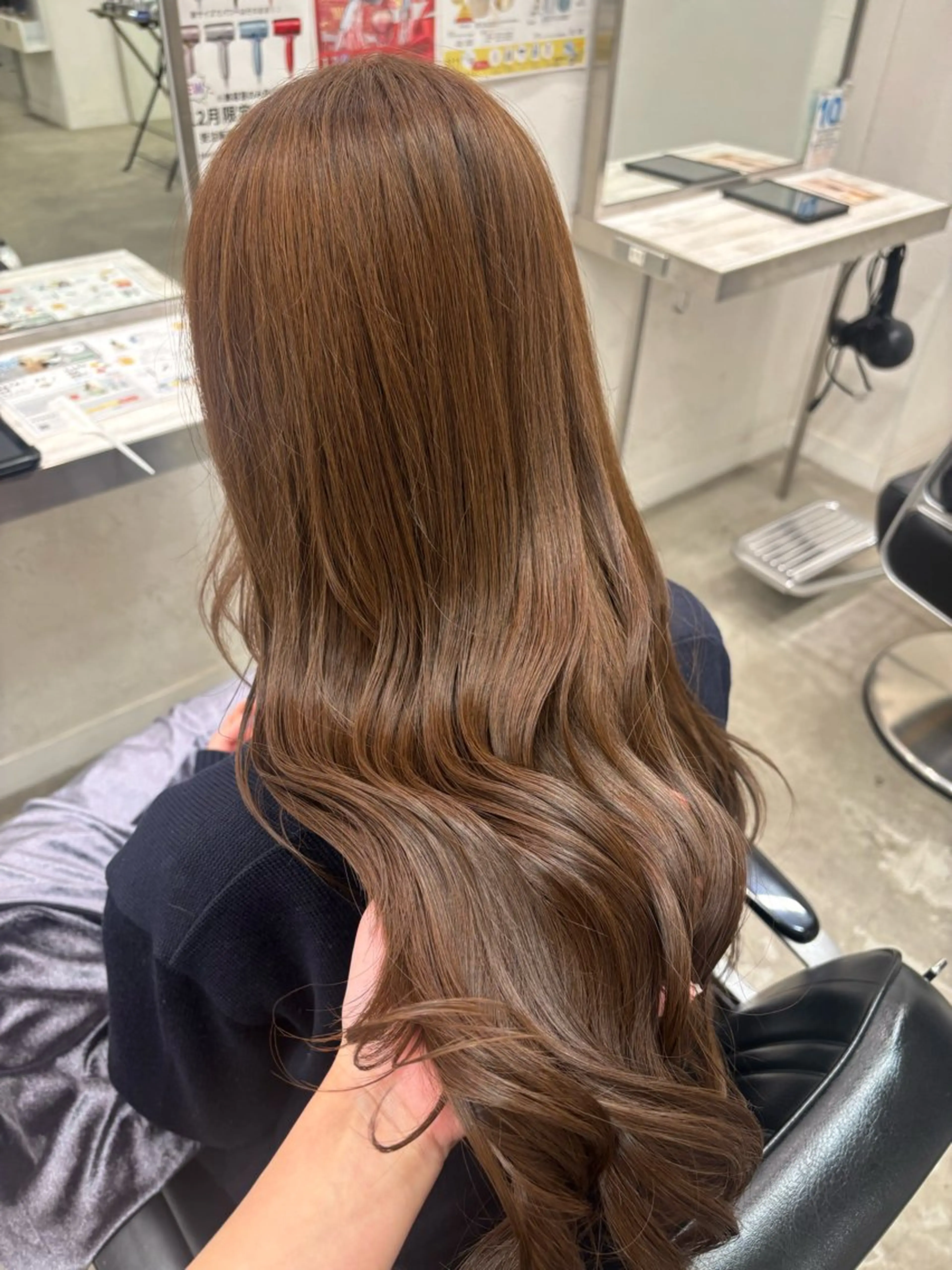 ロング カラー ベージュカラー ブラウンカラー ブラウンベージュ カット ヘアカラー 韓国ヘア🇰🇷 HINAのヘアスタイル