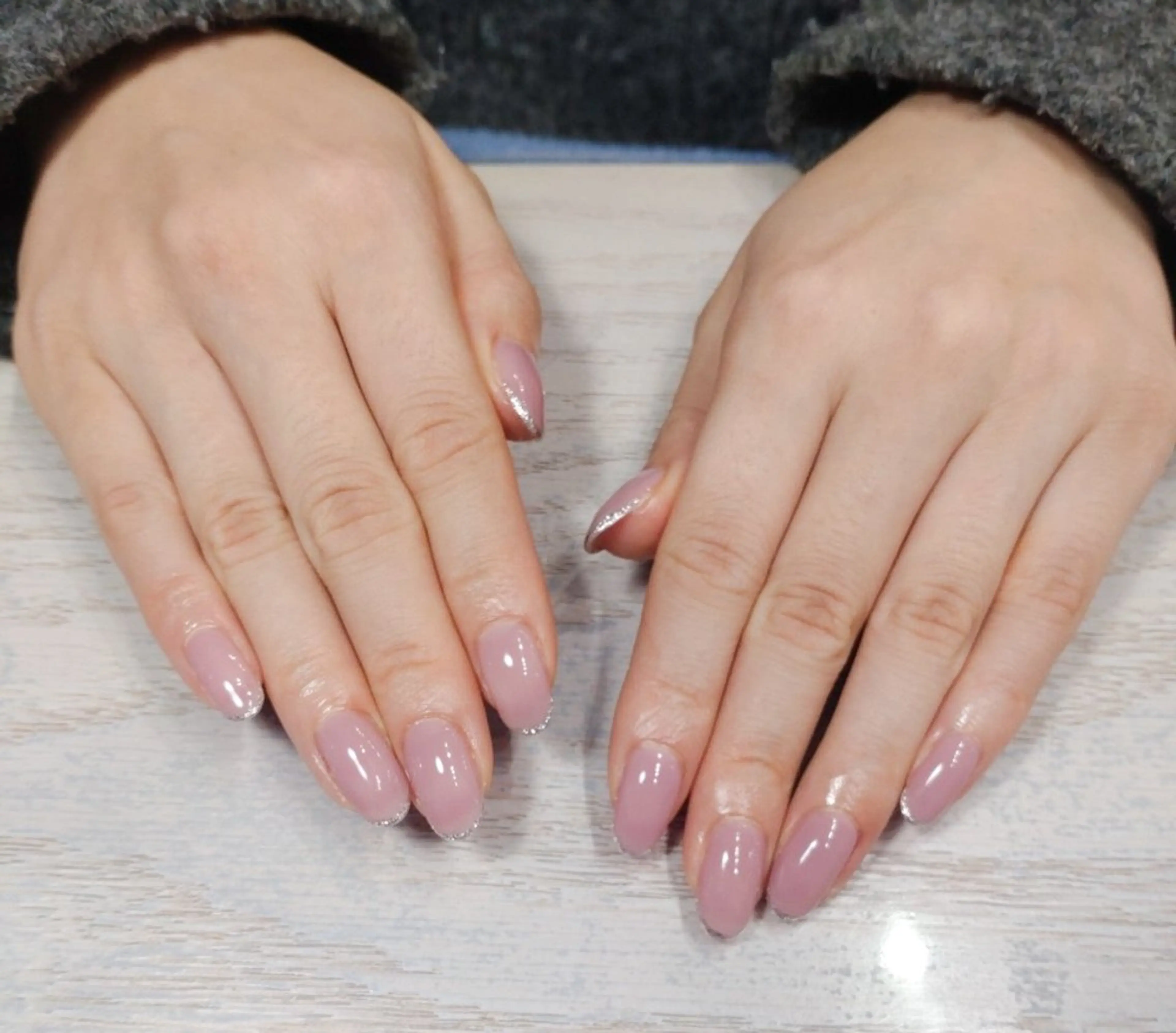 ネイル フレンチネイル ラメ(グリッター) Allure _kのネイルデザイン