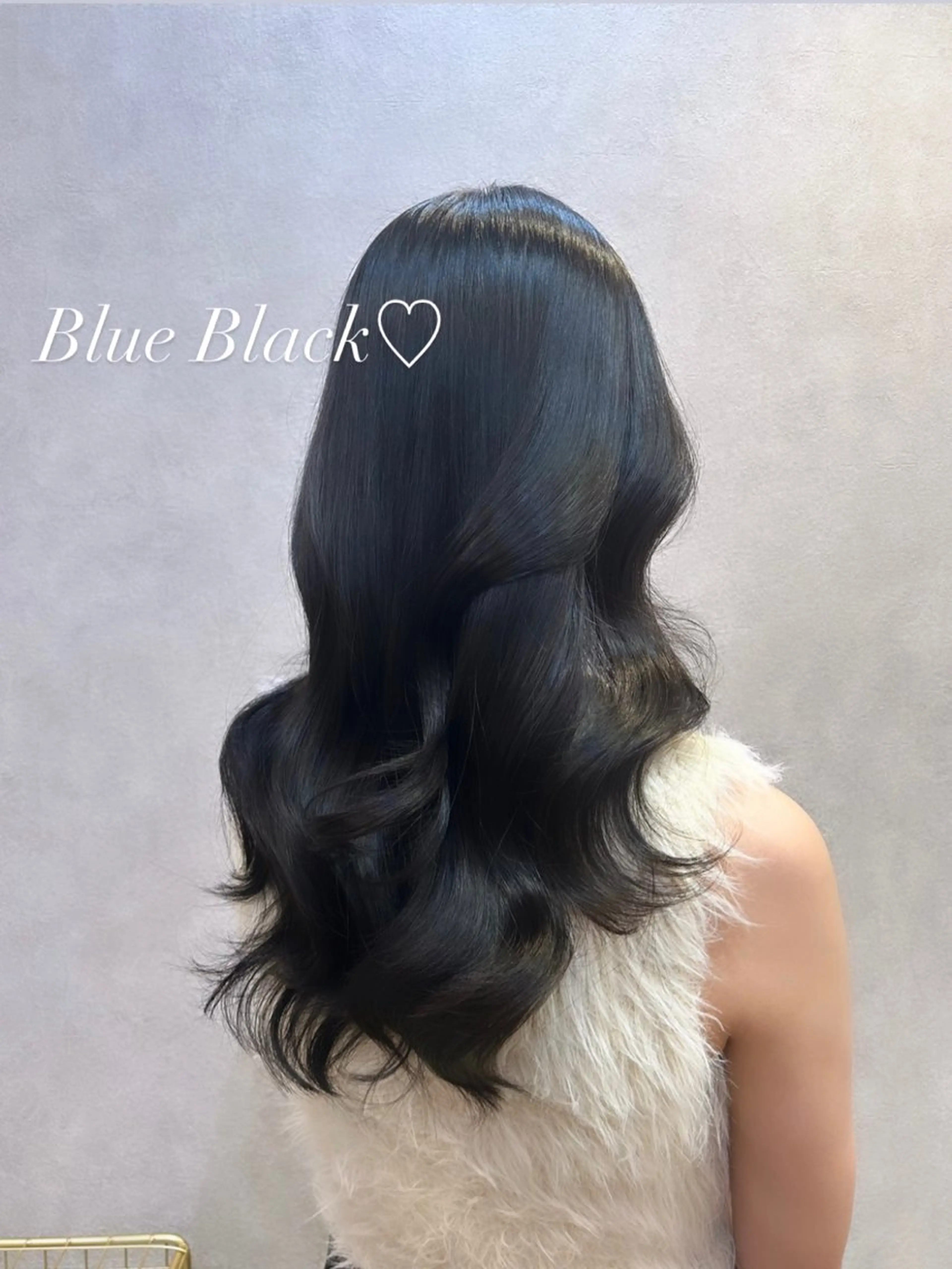 セミロング カラー ヘアアレンジ アッシュ ブルーカラー ブルーアッシュ 韓国風ヘア レイヤーカット 🩷韓国ヘア/ヨシン モリ🩷Maikaのヘアスタイル