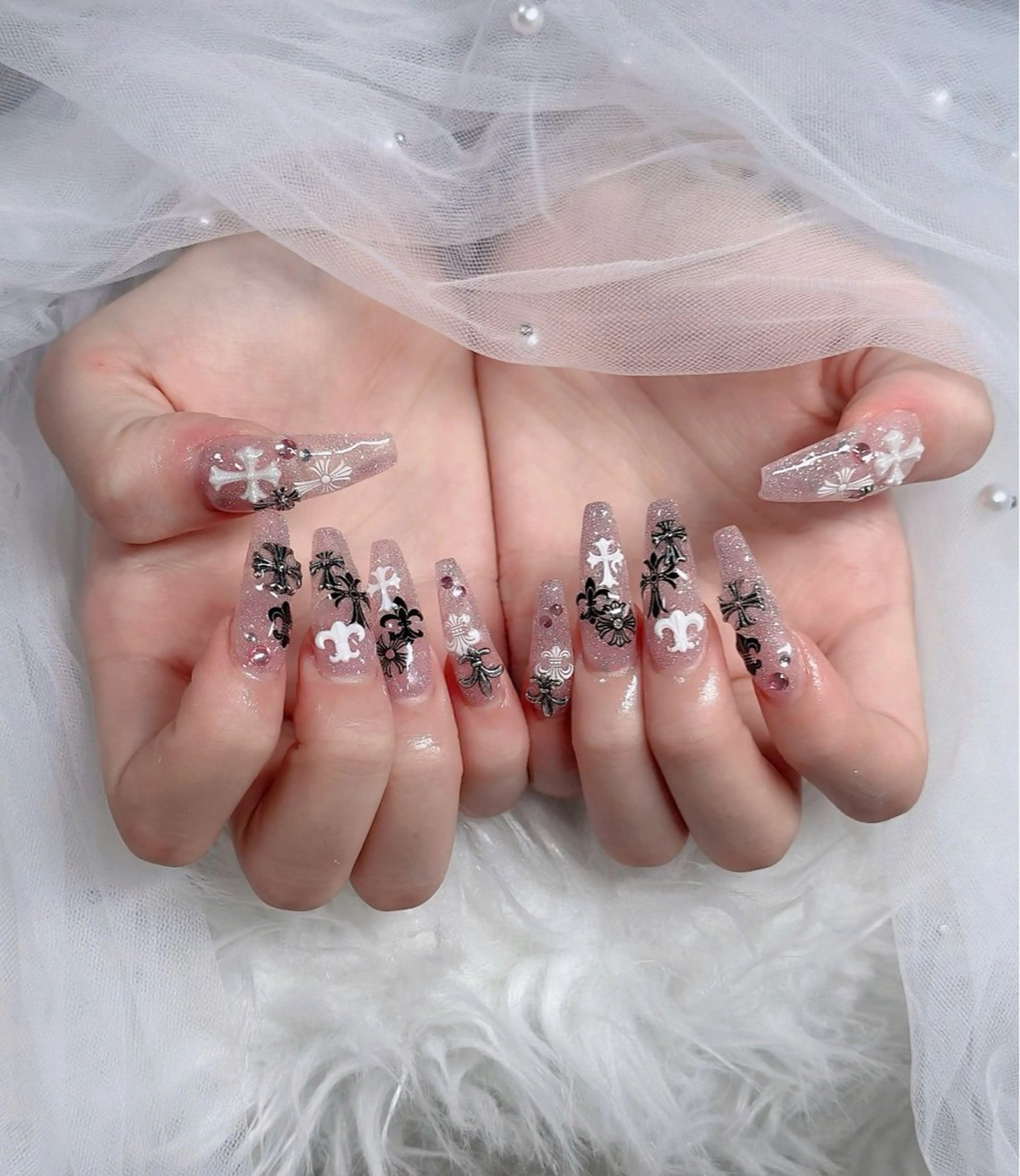 ネイル オーロラネイル フレンチネイル ジェルネイル ハロウィン 韓国ネイル ハンドネイル H.baby Nail Salonのネイルデザイン