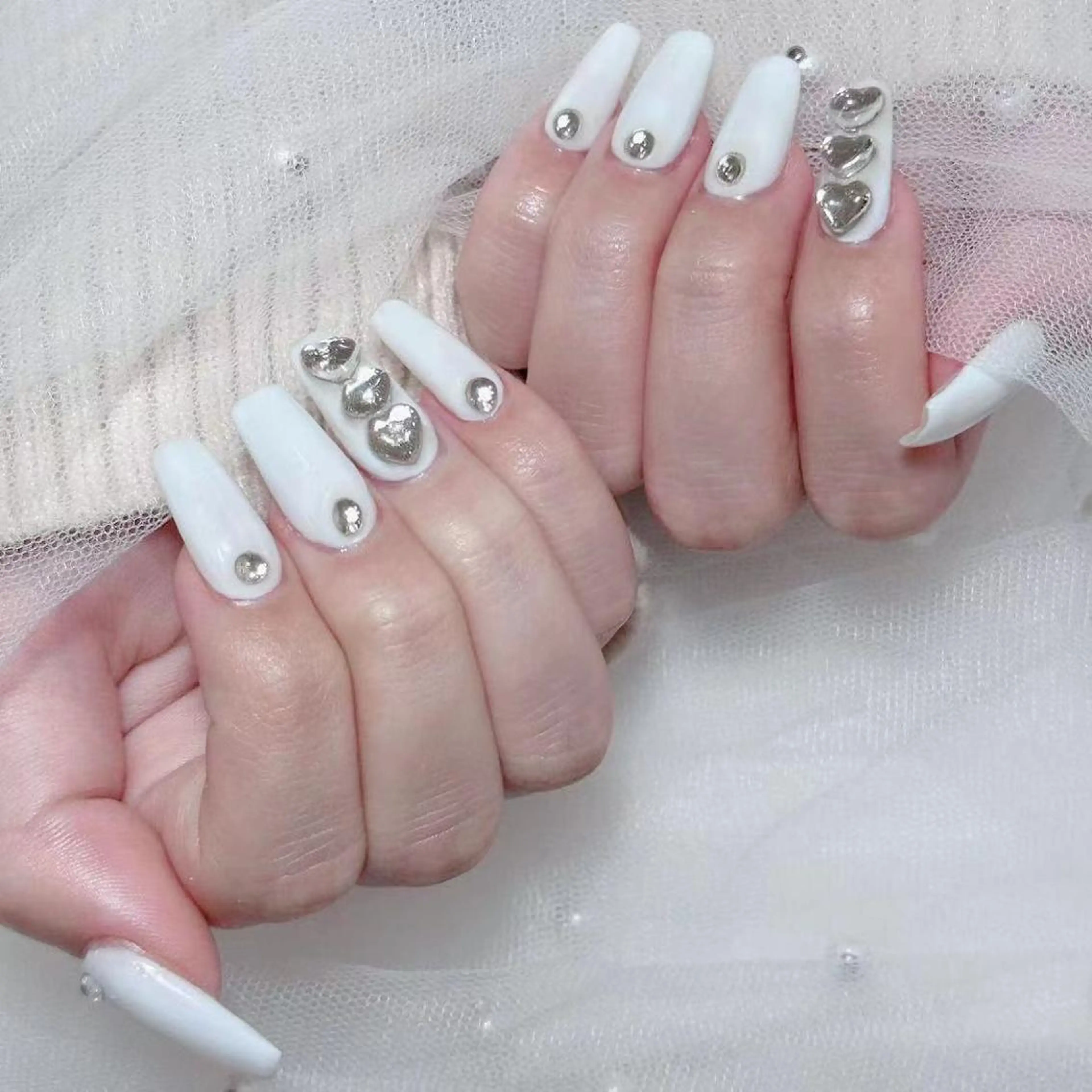 ネイル 持ち込み Hana 🎗のネイルデザイン