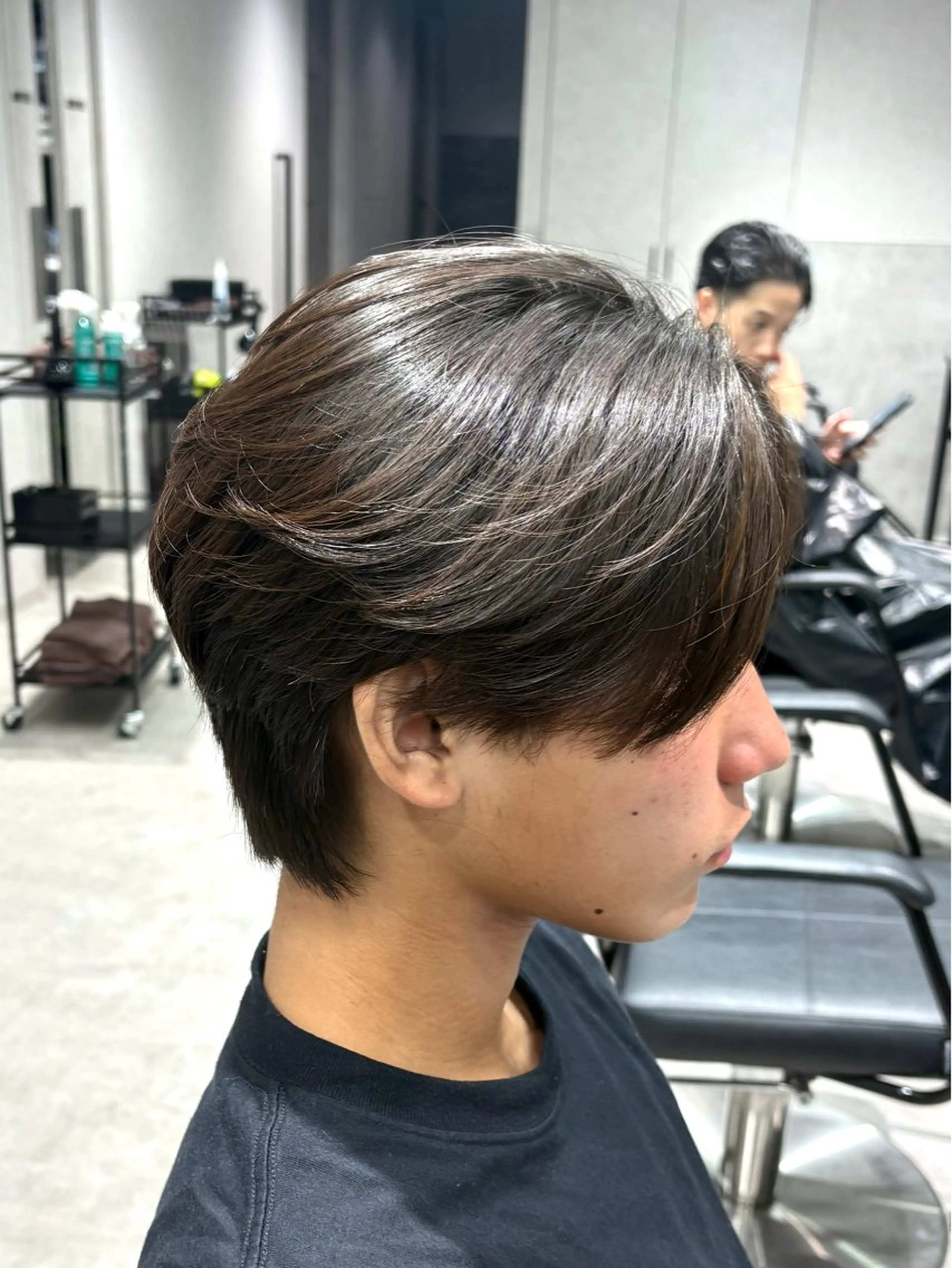 ショート カラー パーマ メンズ カット 【シャドウパーマ センターパート】義心のヘアスタイル