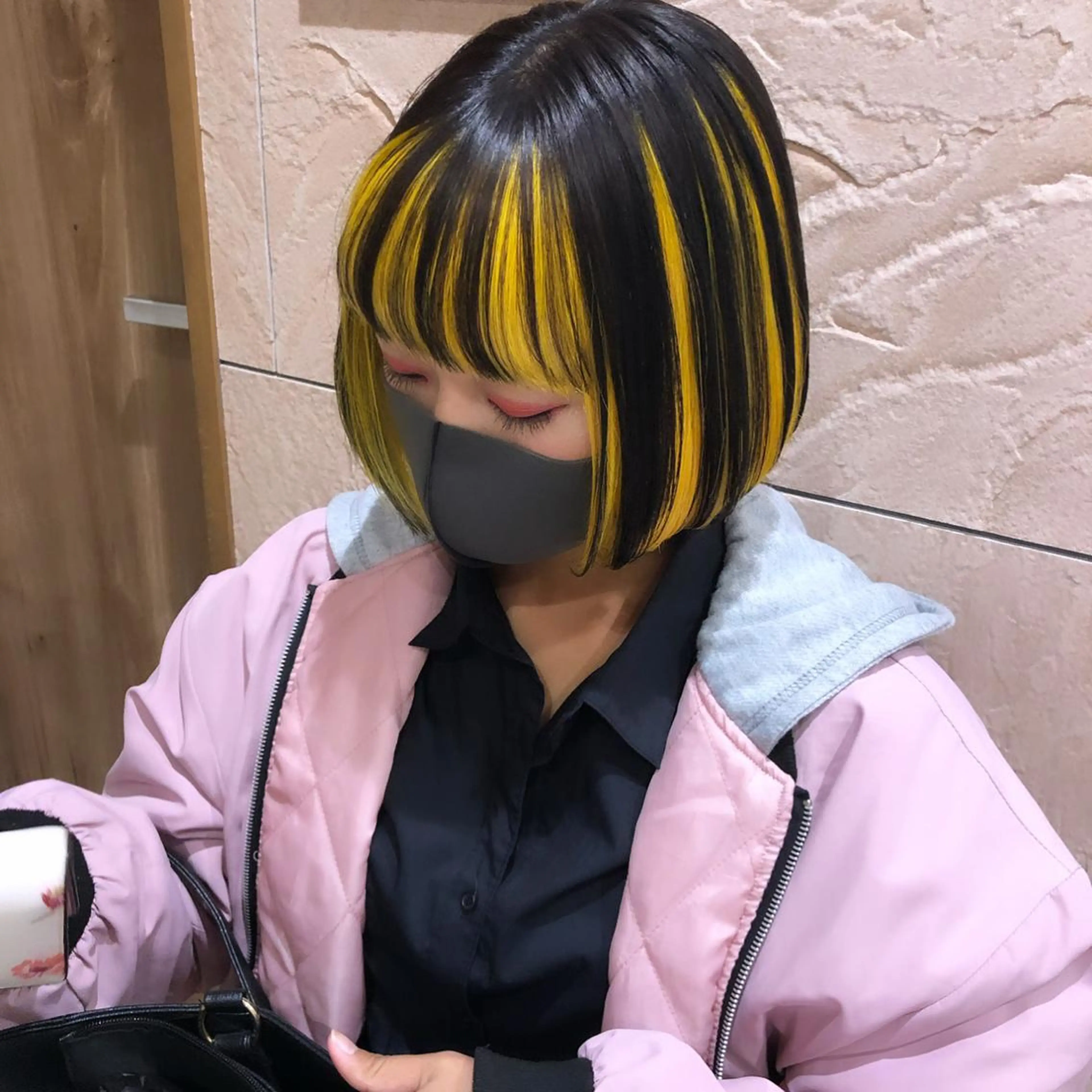 ミディアム カラー パーマ ヘアアレンジ メンズ メンズインナーカラー インナーカラー イエローカラー ヘアカラー LUCK本厚木 浦住 貴大のヘアスタイル