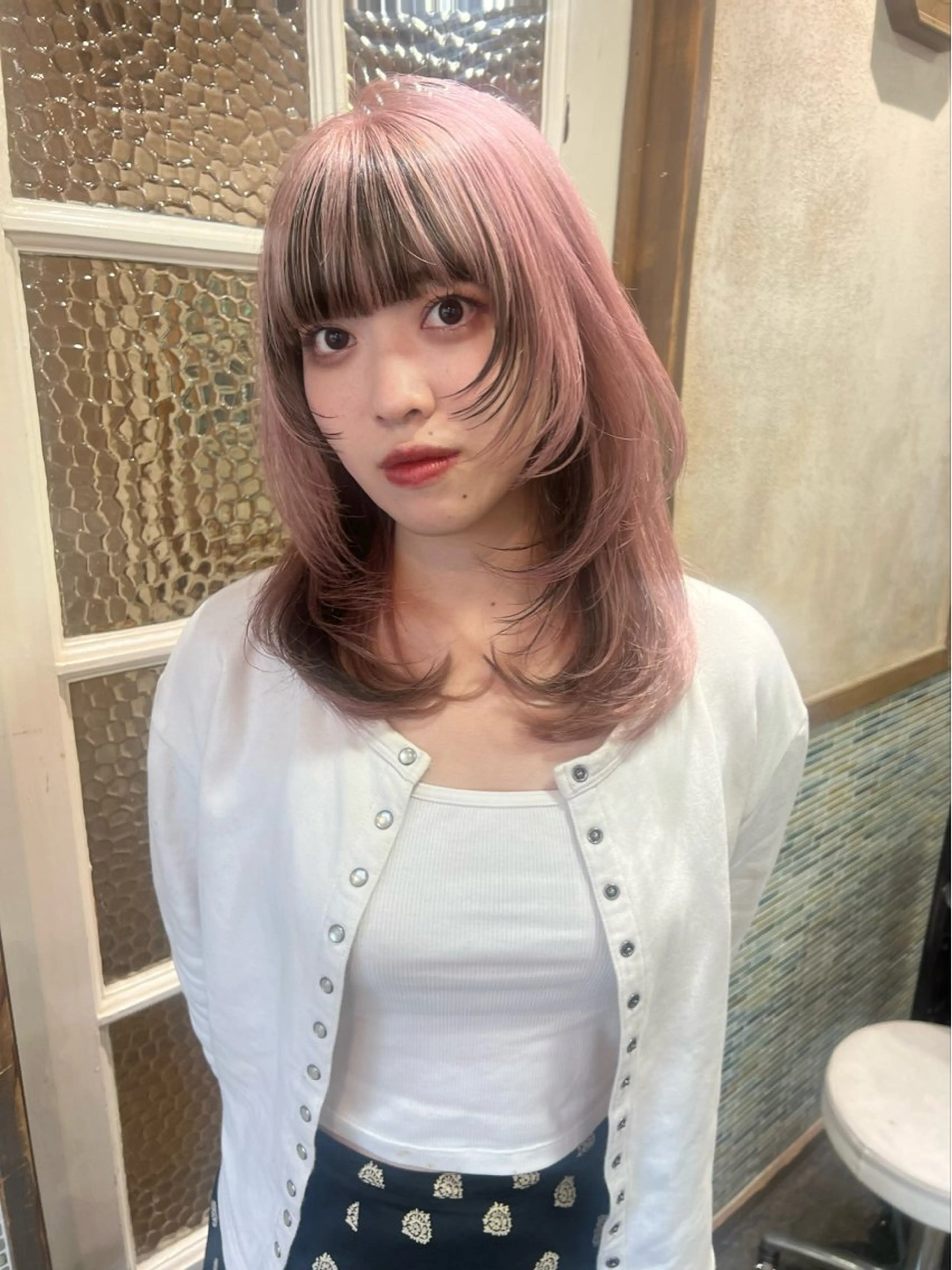 セミロング ヘアカラー ハイトーンカラー🍑 maanaのヘアスタイル