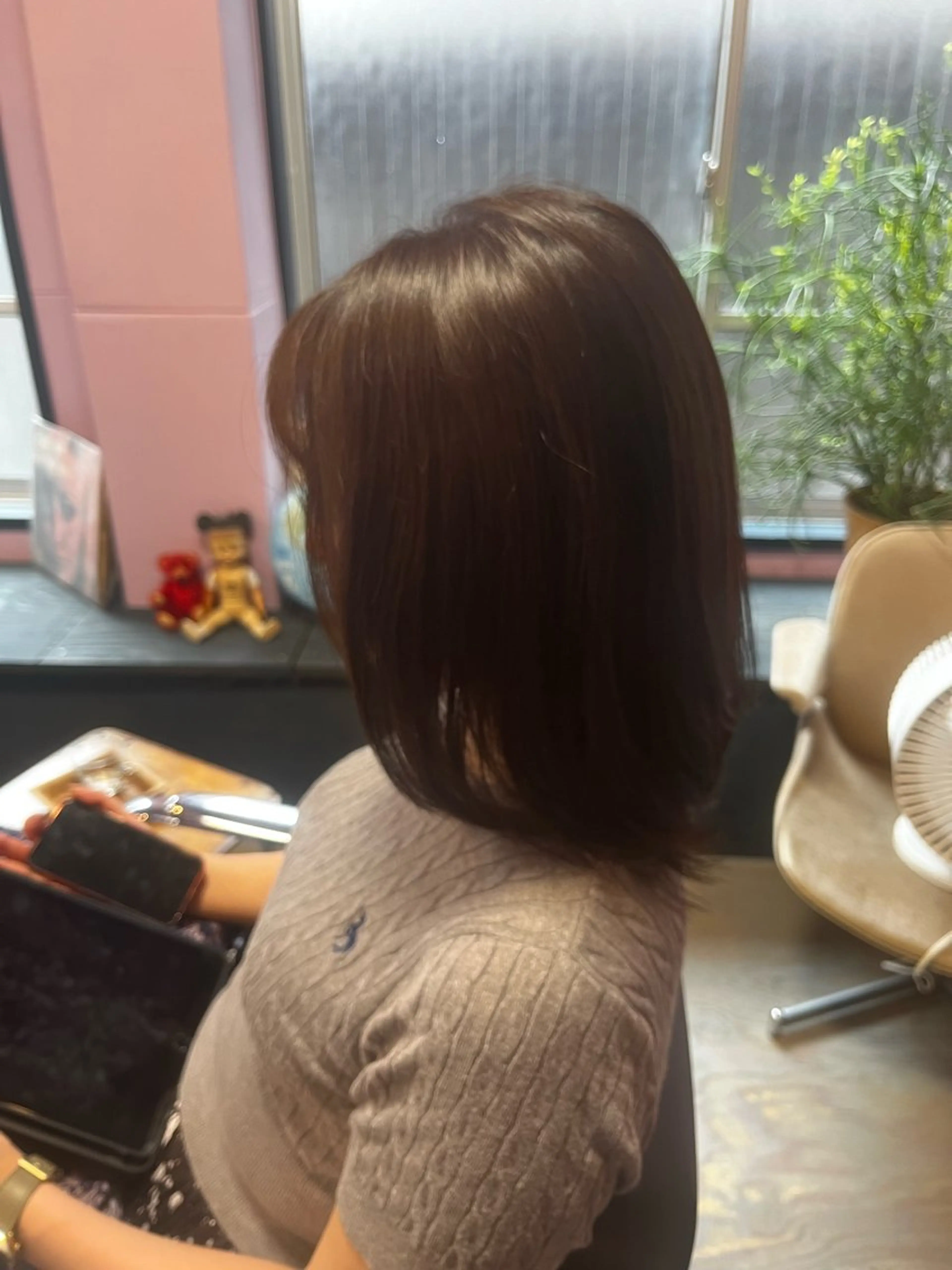 ミディアム カラー ベージュカラー フォギーベージュ PEACE   HAIR所属・藤野 海翔のヘアスタイル