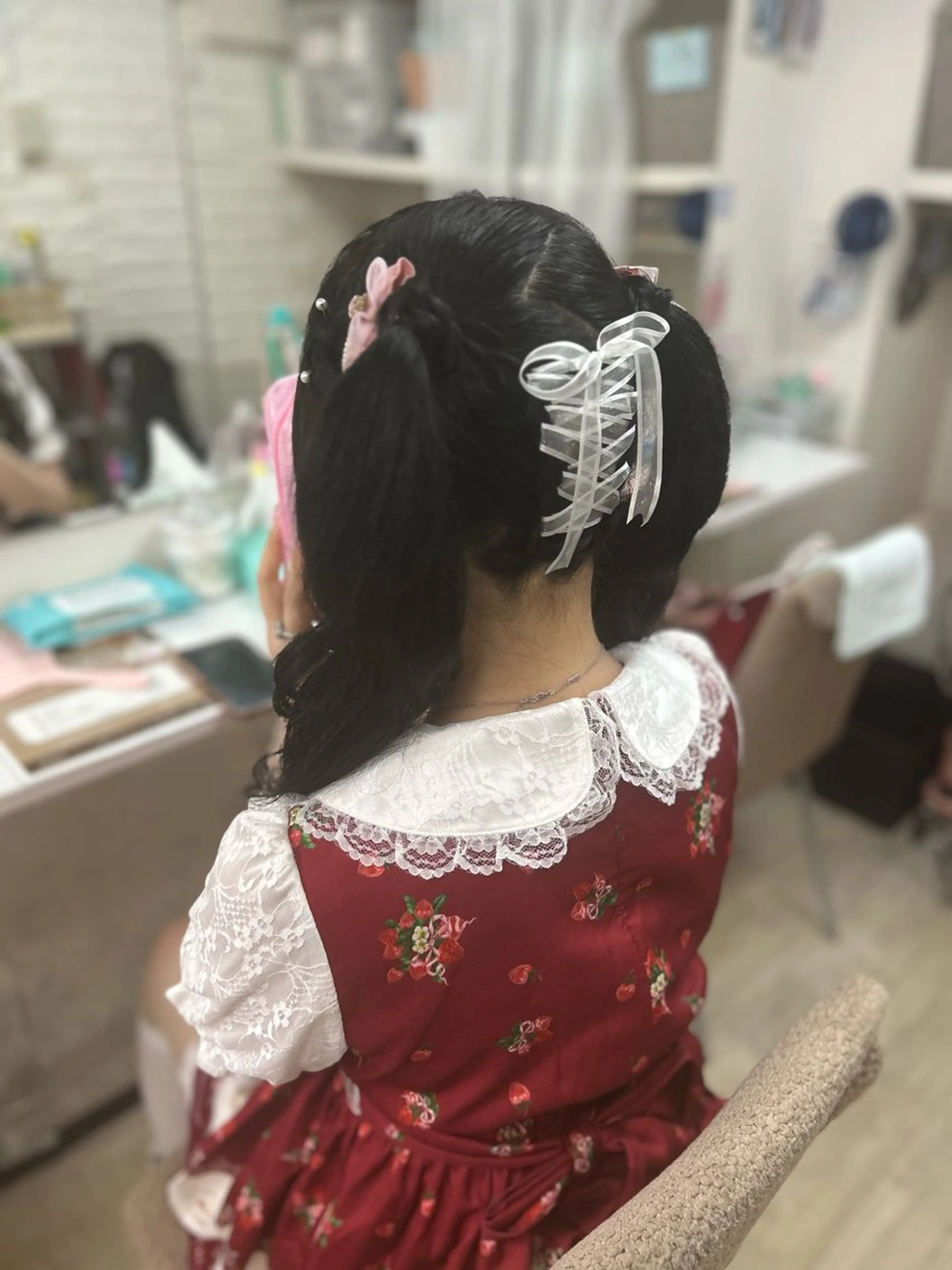 ロング ヘアアレンジ ツインテール ヘアセット へアセット レインボーのヘアスタイル