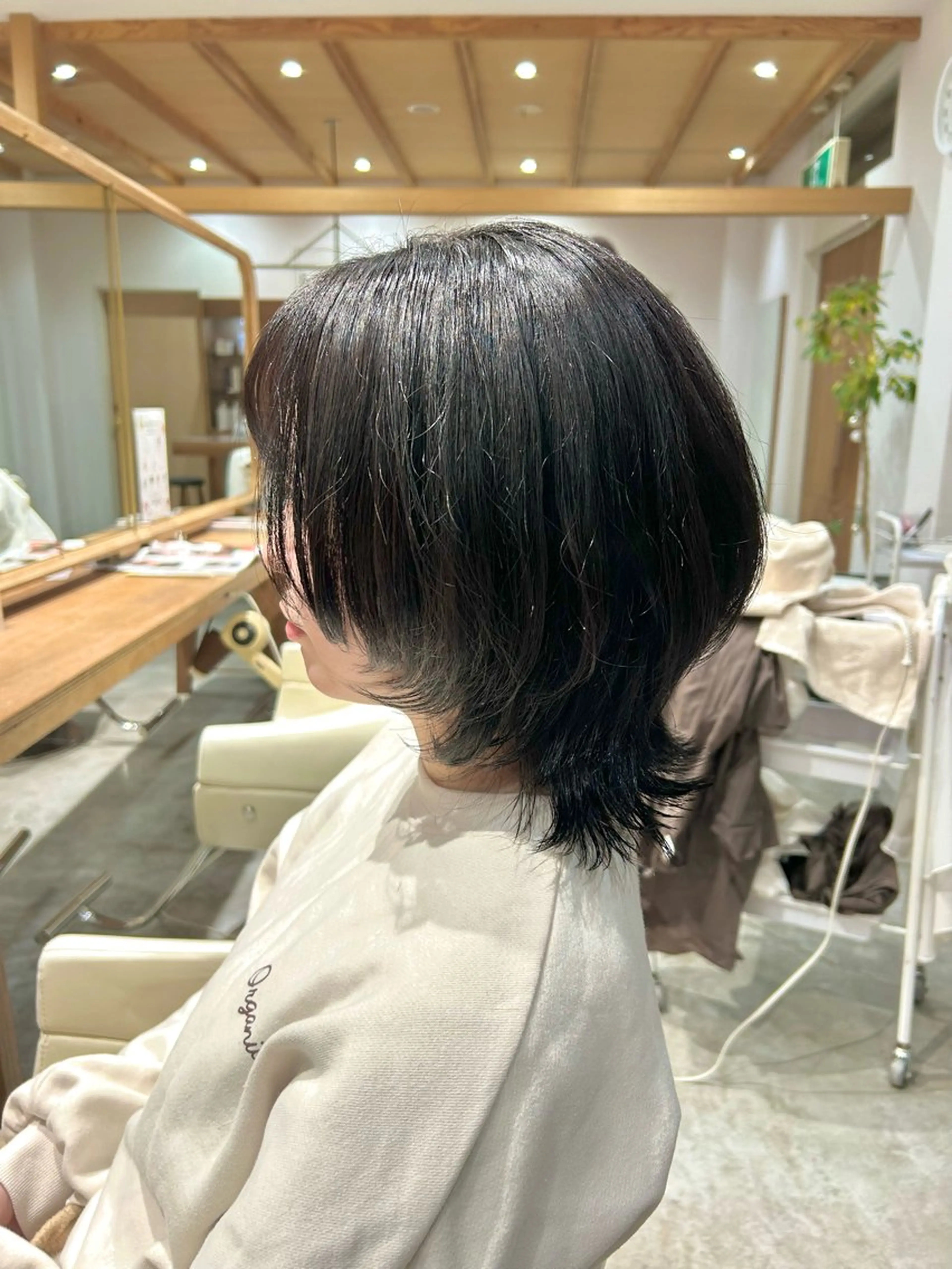 ミディアム ウルフカット カット fulam所属・佐藤悠生/ メンズカット．パーマのヘアスタイル