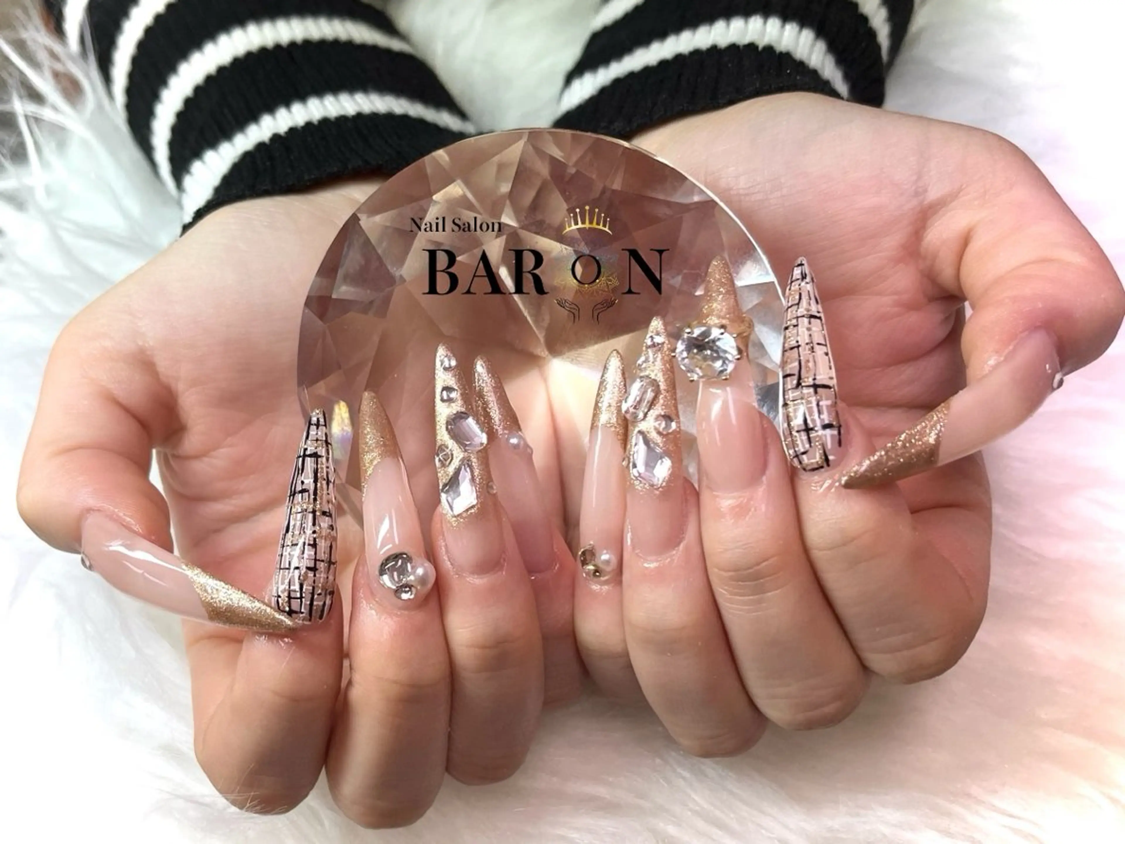 ネイル ハンドネイル 👑BARON👑 NATSUMIのネイルデザイン