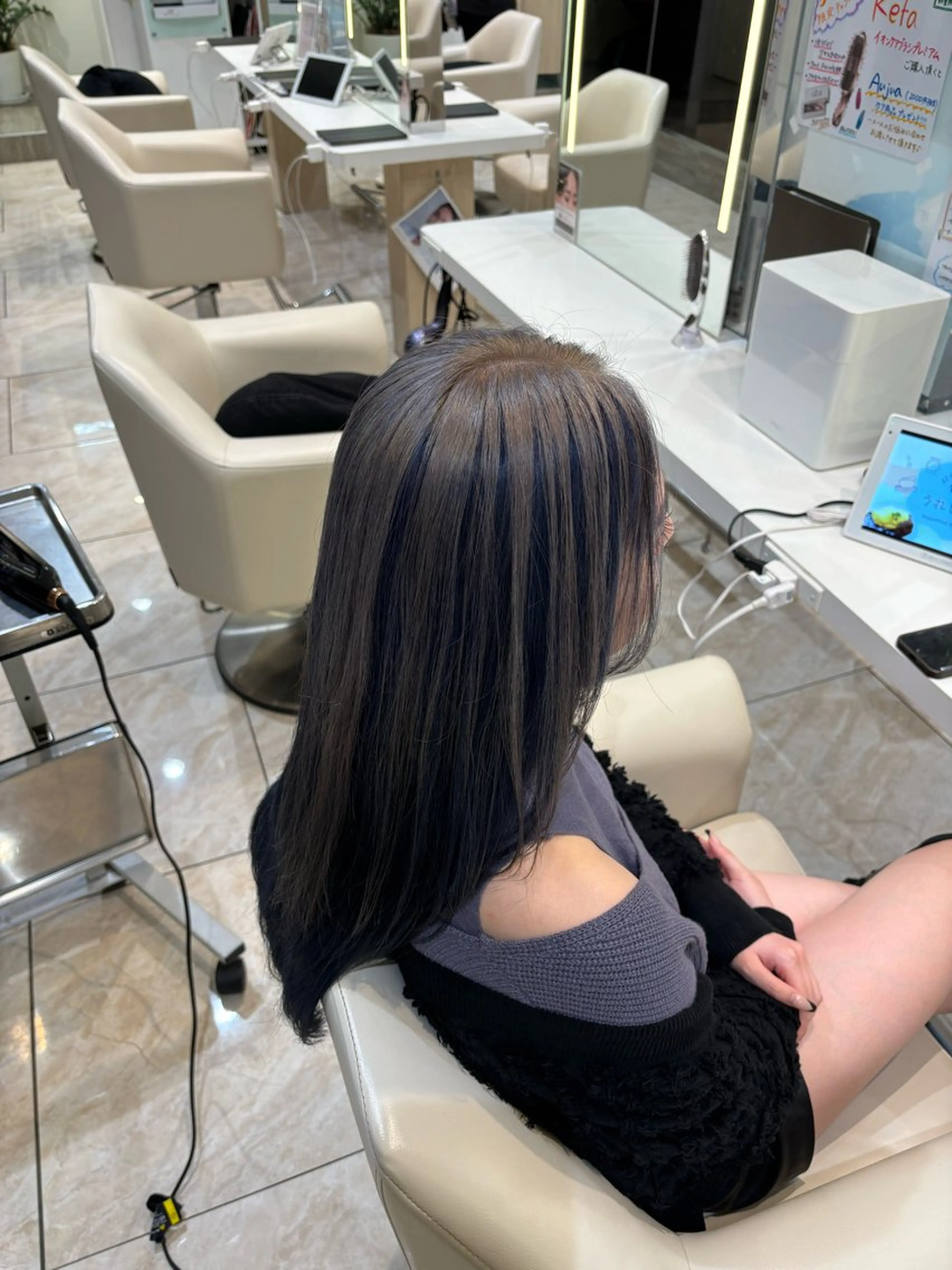 ロング カラー ブリーチ ケアブリーチ デザインカラー ヘアカラー miho‪𓂃 ANNETTAのヘアスタイル