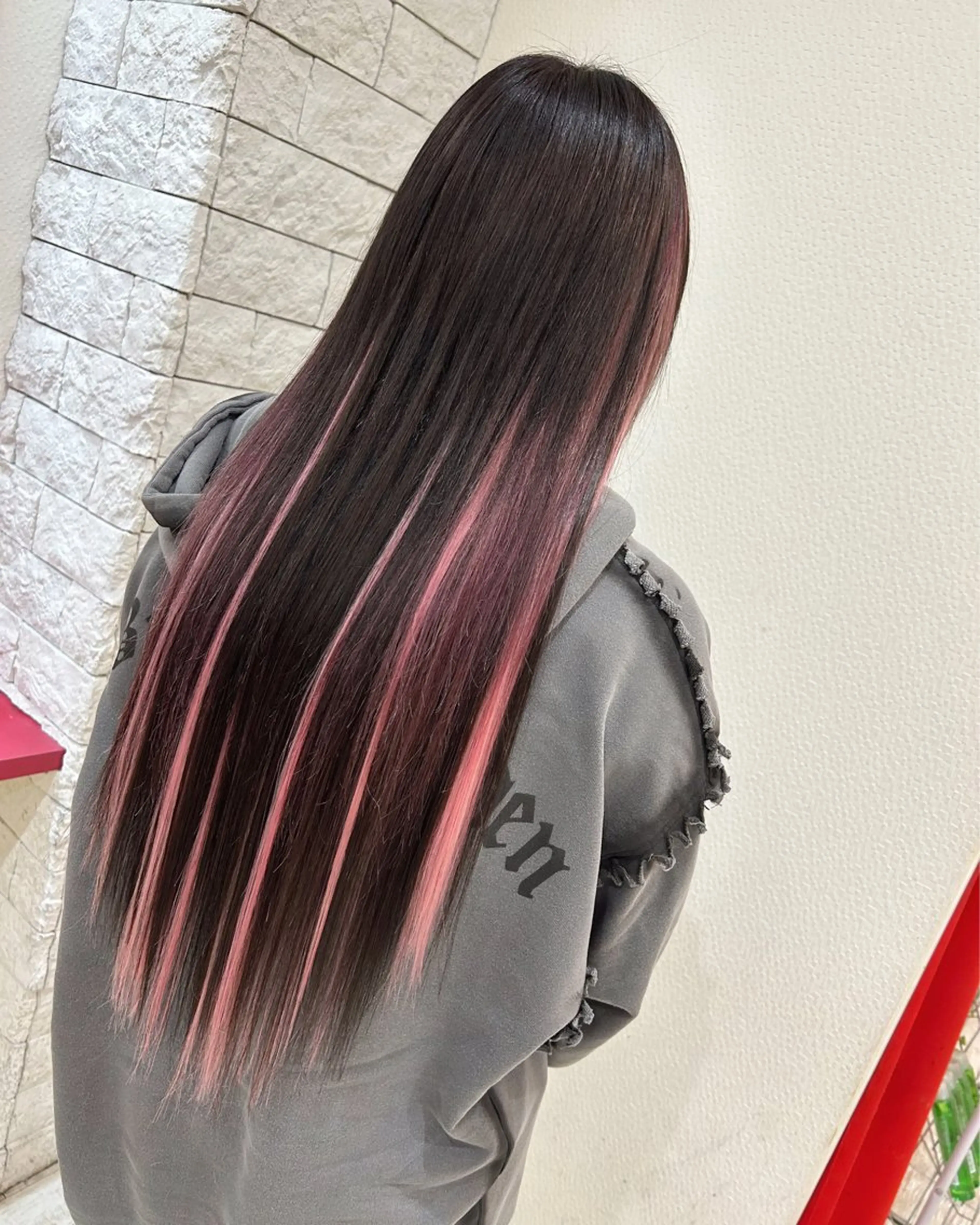 ロング カラー ヘアアレンジ メッシュ ピンクカラー エクステ 今村公介 ブリーチ特化、派手髪のヘアスタイル