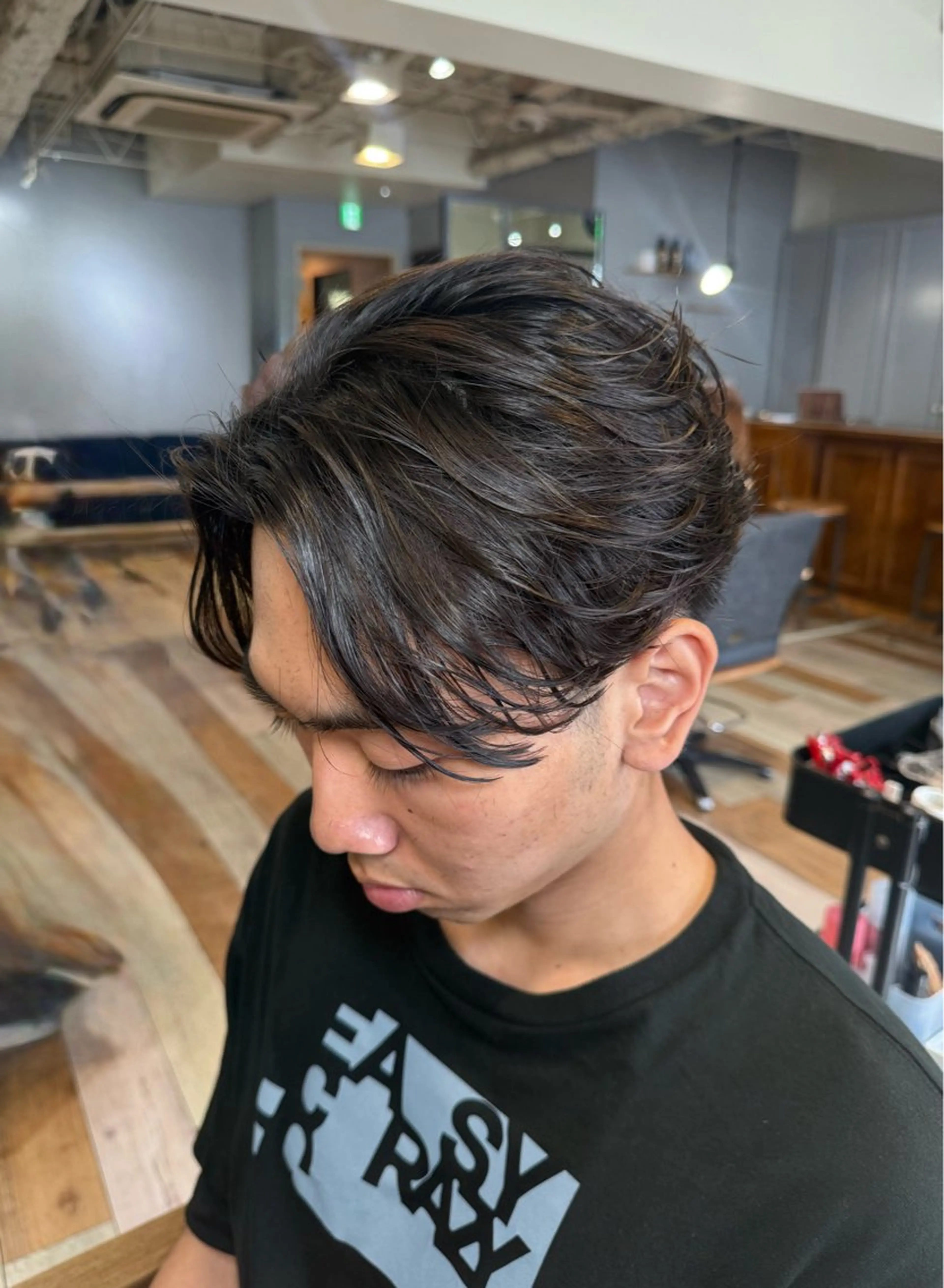 ショート パーマ メンズ センターパート フェザーパーマ メンズパーマ ニュアンスパーマ カット パーマ トリートメント メンズカット/パーマ 艶カラーTAIGA︎のヘアスタイル