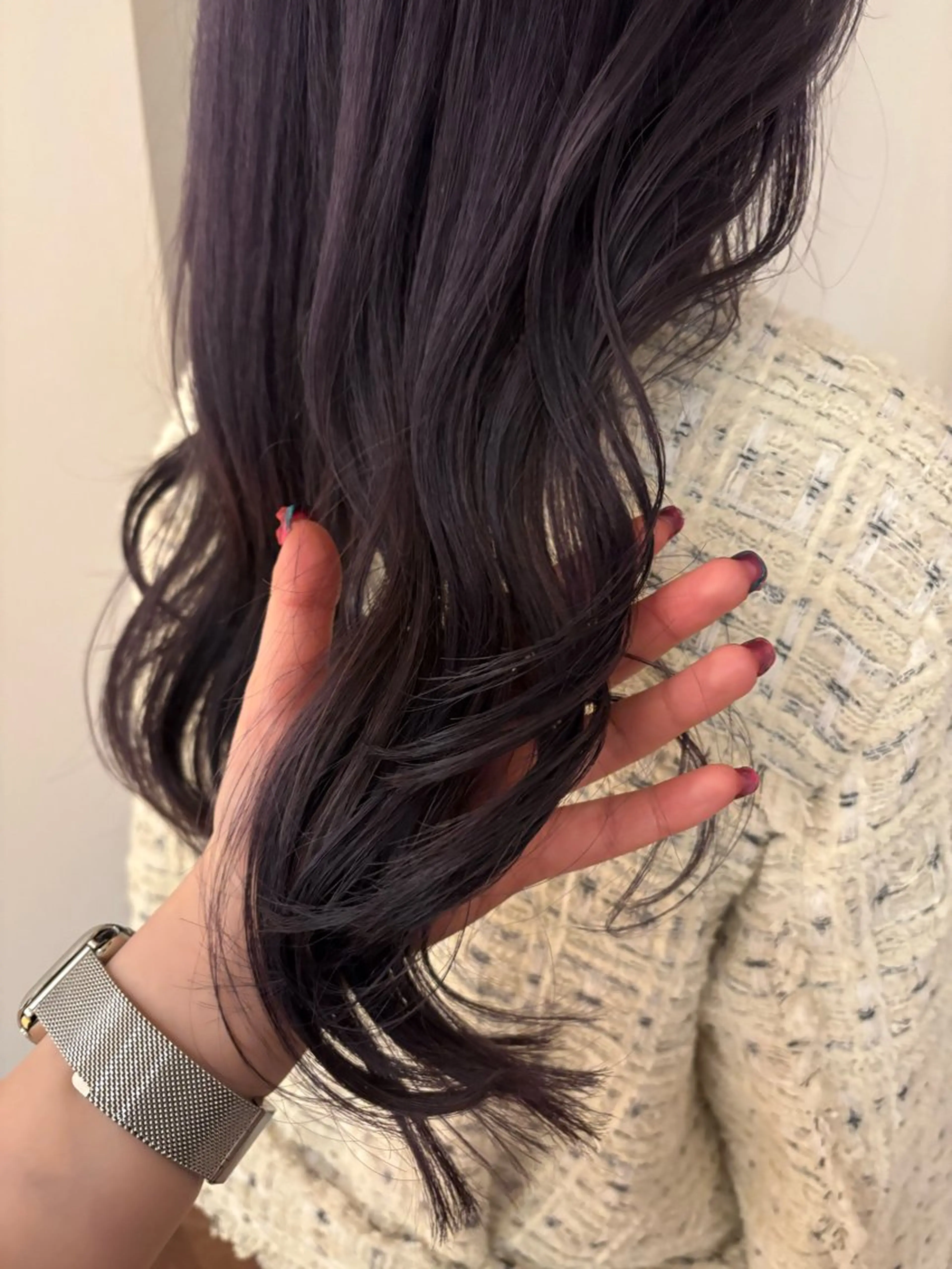 ロング SARA meiのヘアスタイル