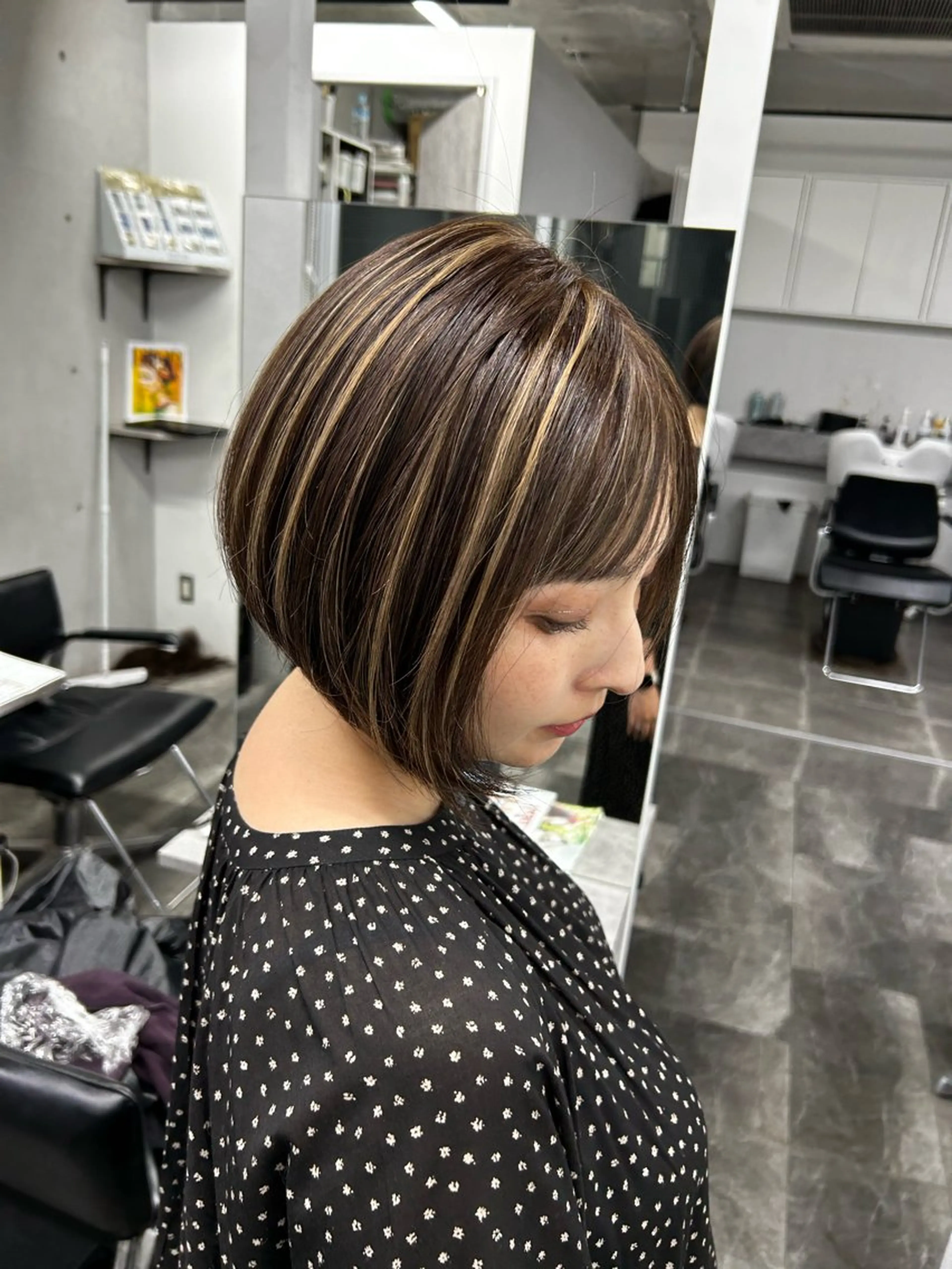 ミディアム ハイライト 🫧うる艶color 🩵綾🌙のヘアスタイル